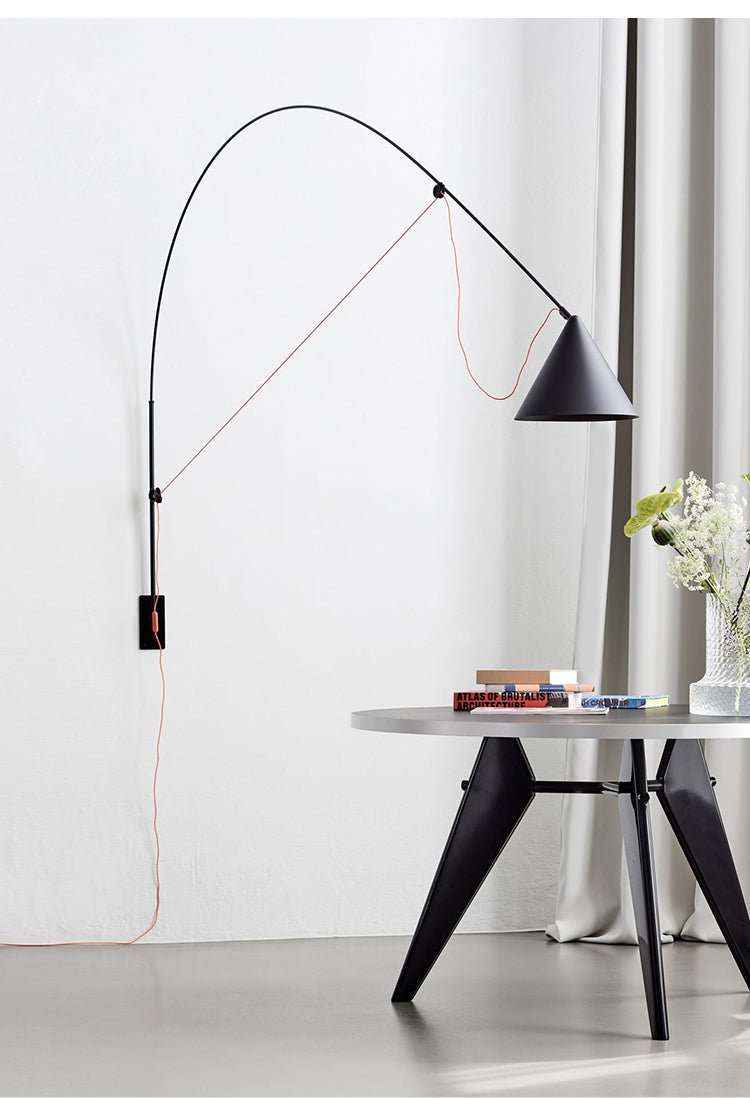 Candeeiro de parede minimalista com arco e cone Noraette