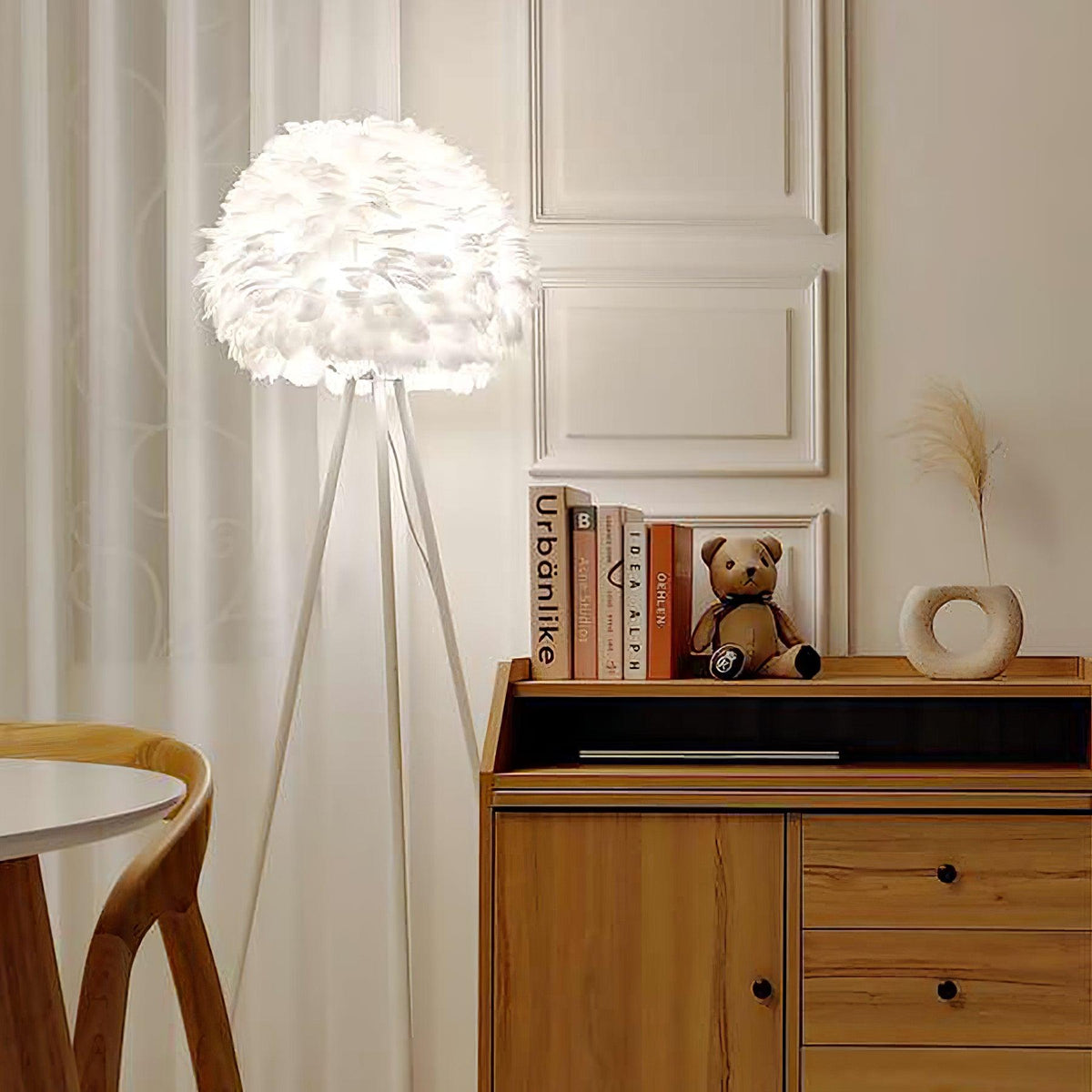 Ivthaar organisk gulvlampe med fjer