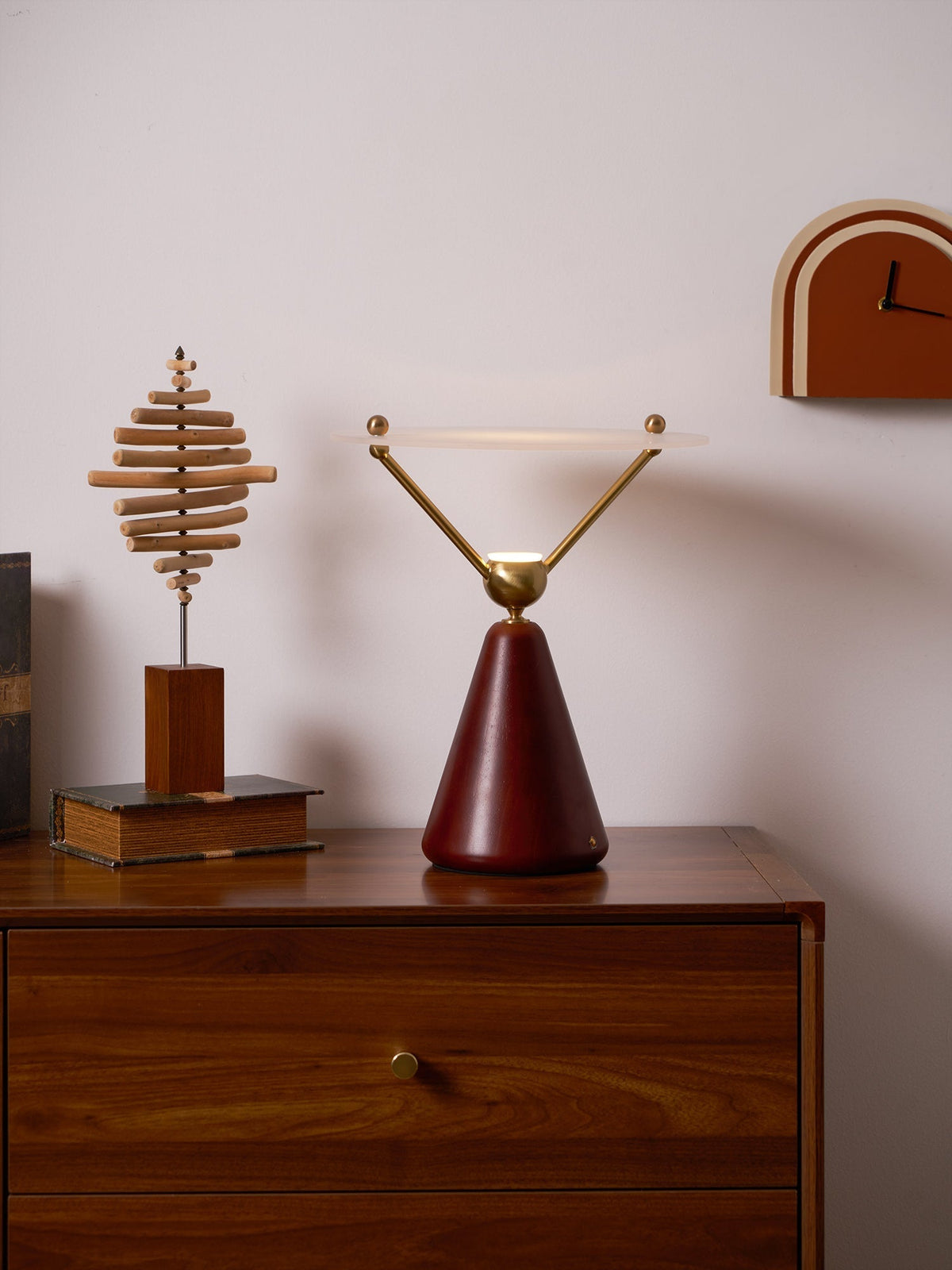 Balance Modern Träbordslampa