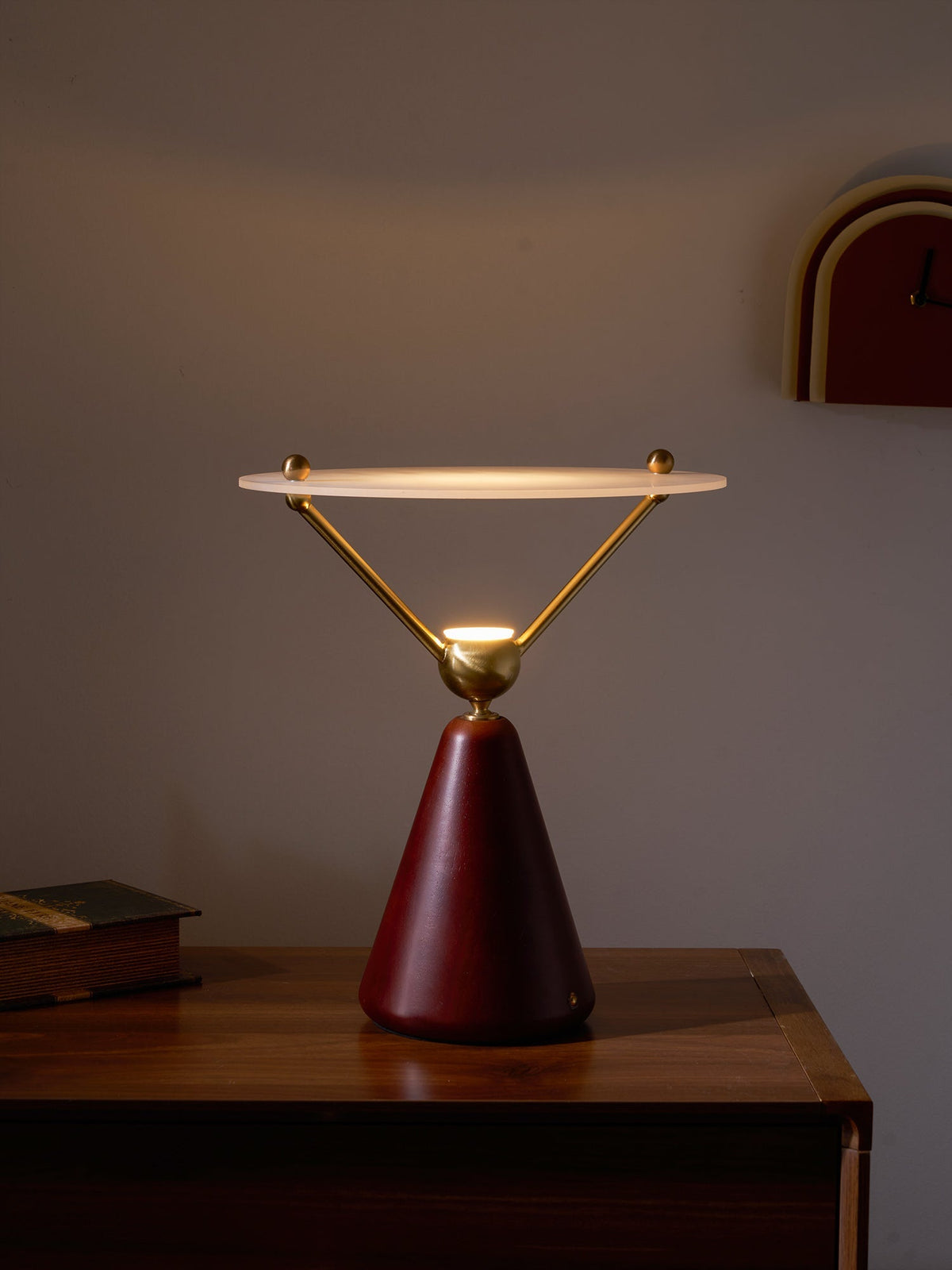 Balance Modern Träbordslampa