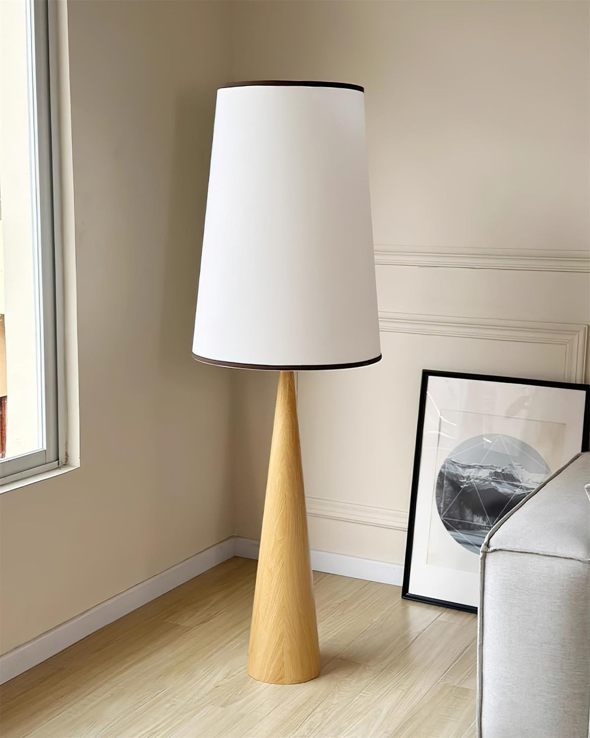 Tage-gulvlampe