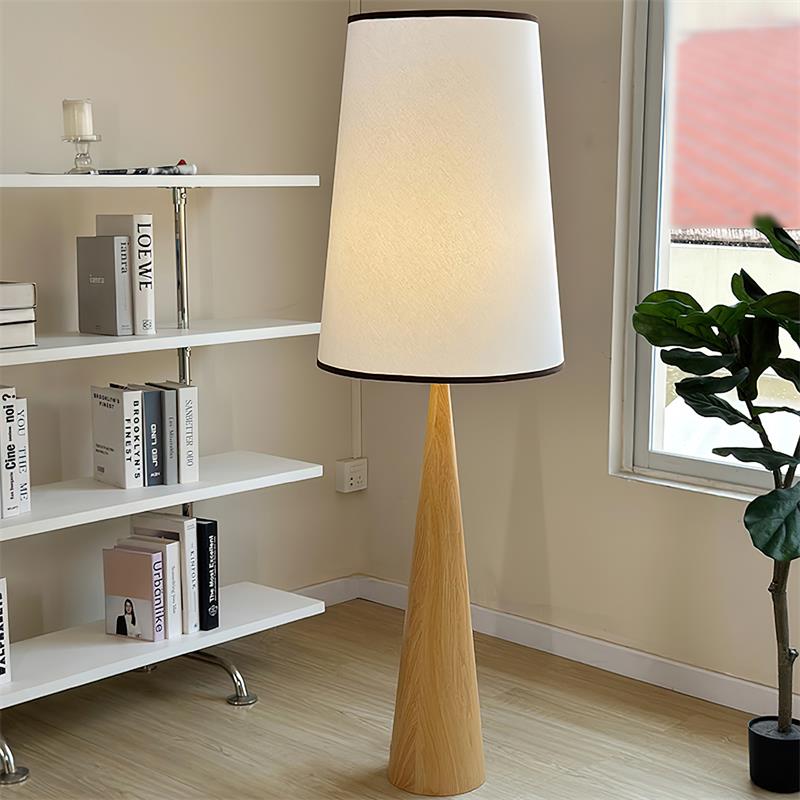 Tage-gulvlampe