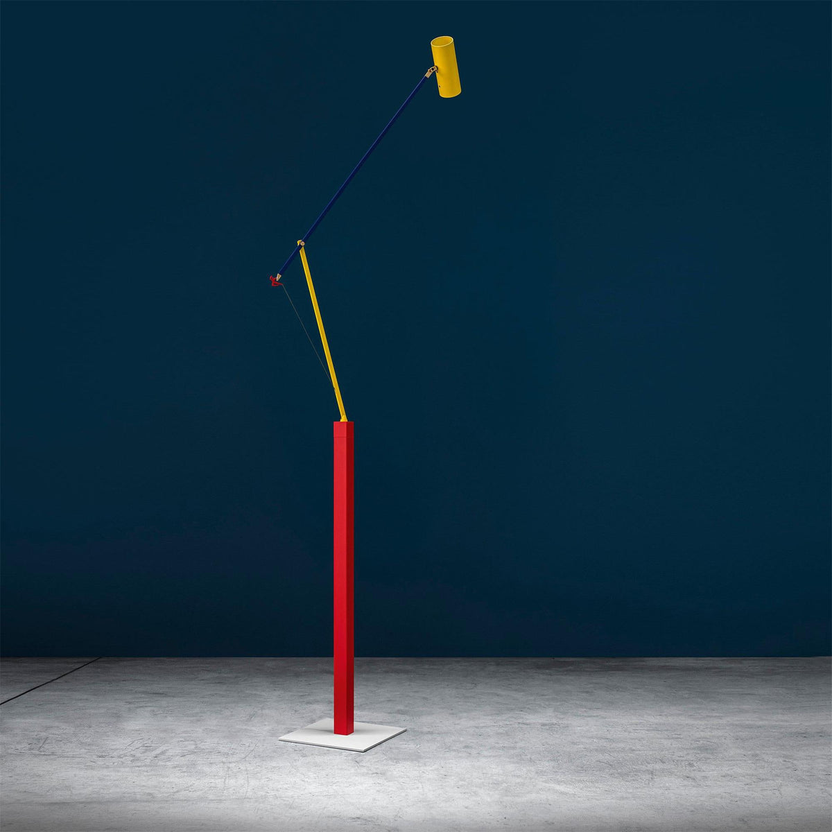 Rohe-gulvlampe