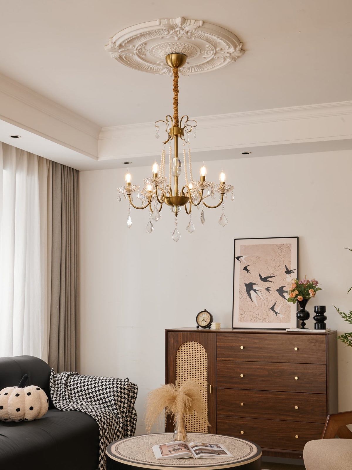 Candelabro Evaria tradicional de luxo em cristal com pérolas