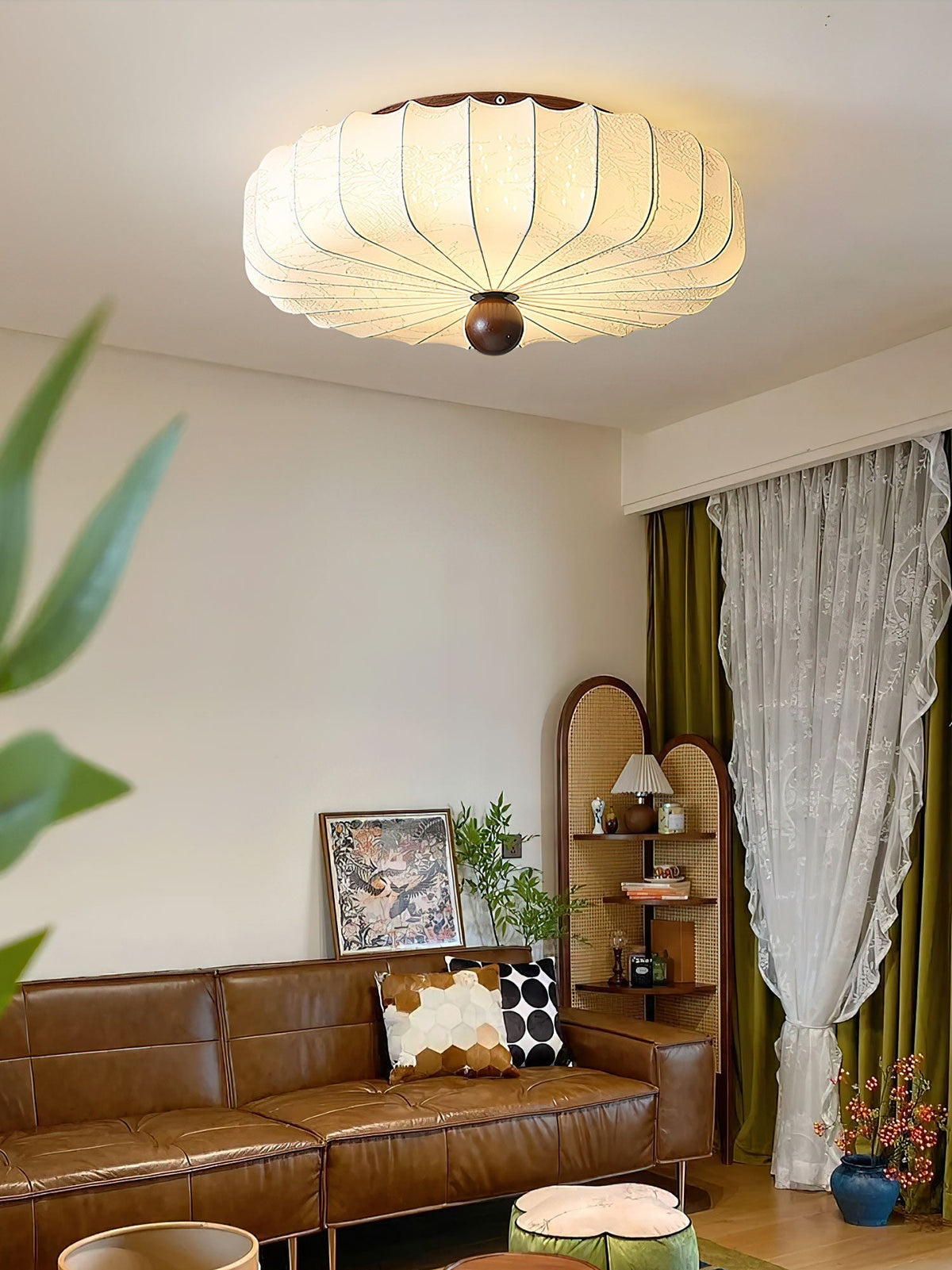 Lotus stilfuld loftlampe i stof