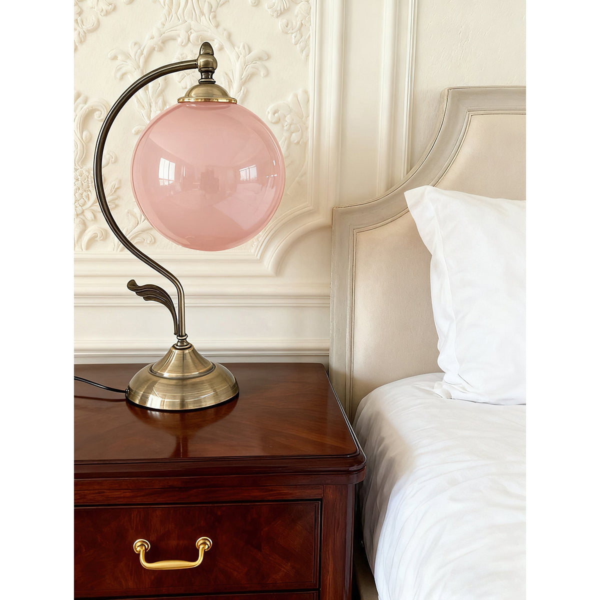 Alvora bordslampa i glas