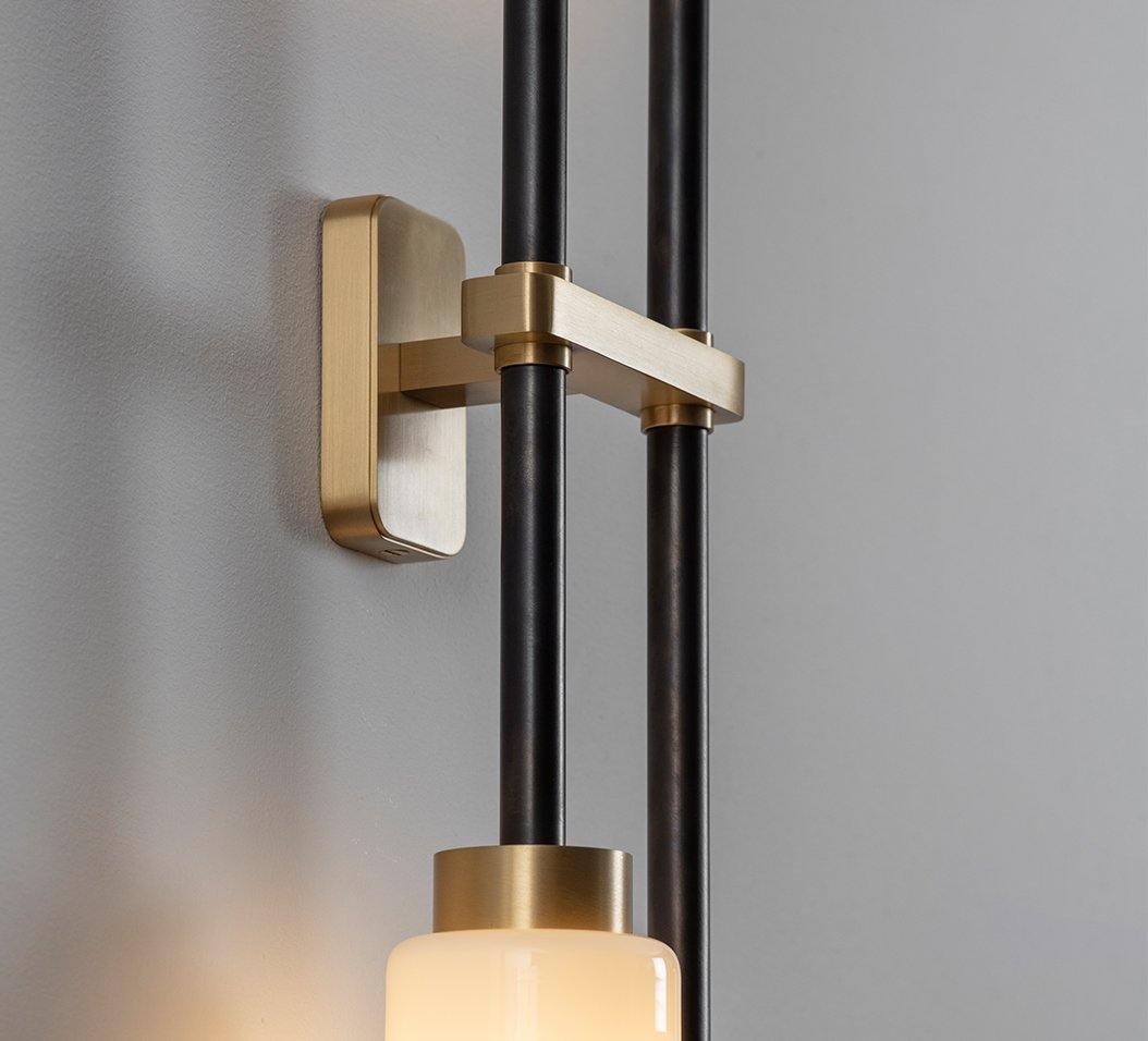 Tekas linjär vägglampa med cylindrar i glas