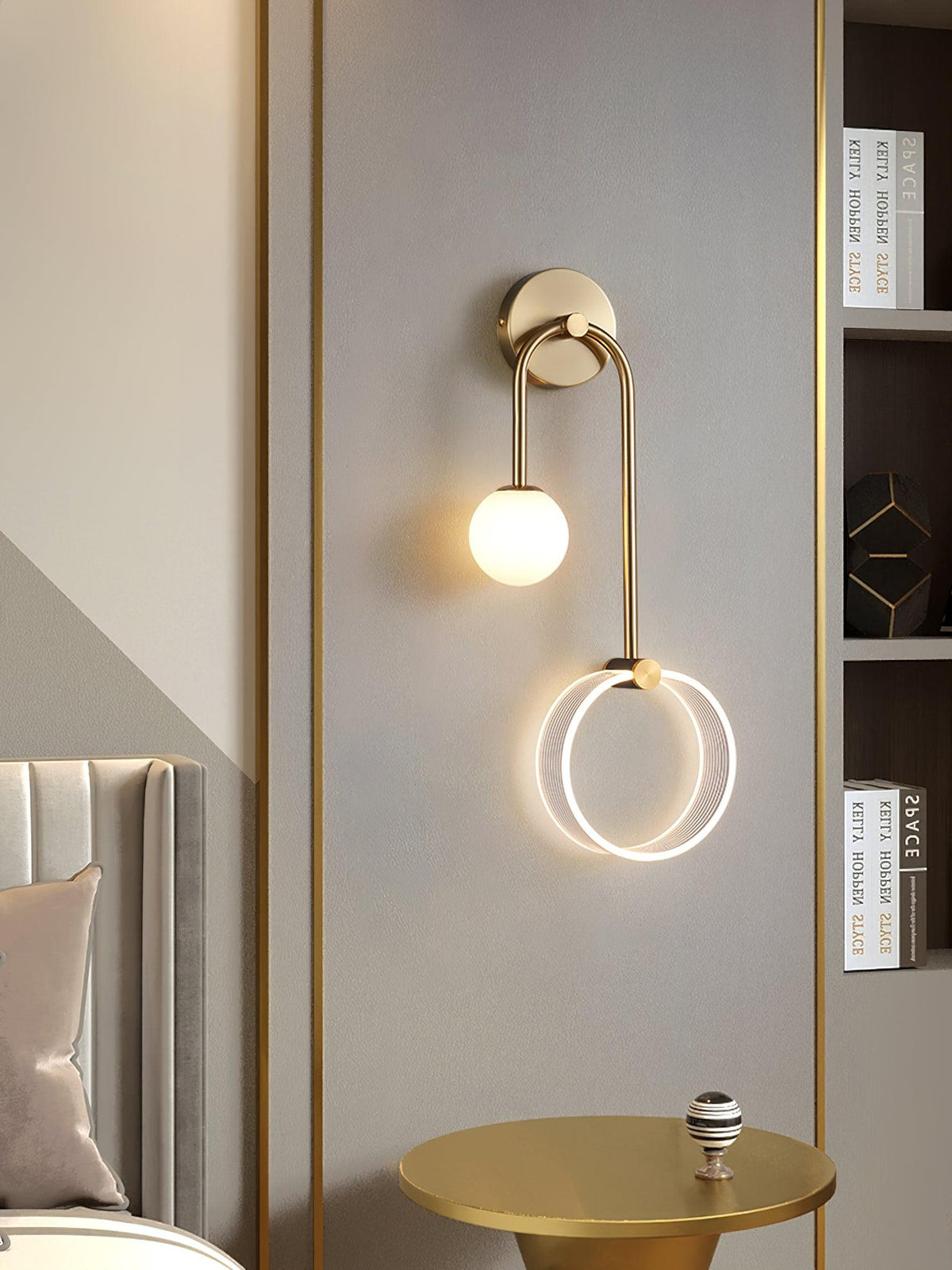 Aplique de parede Warren moderno e minimalista em latão com LED