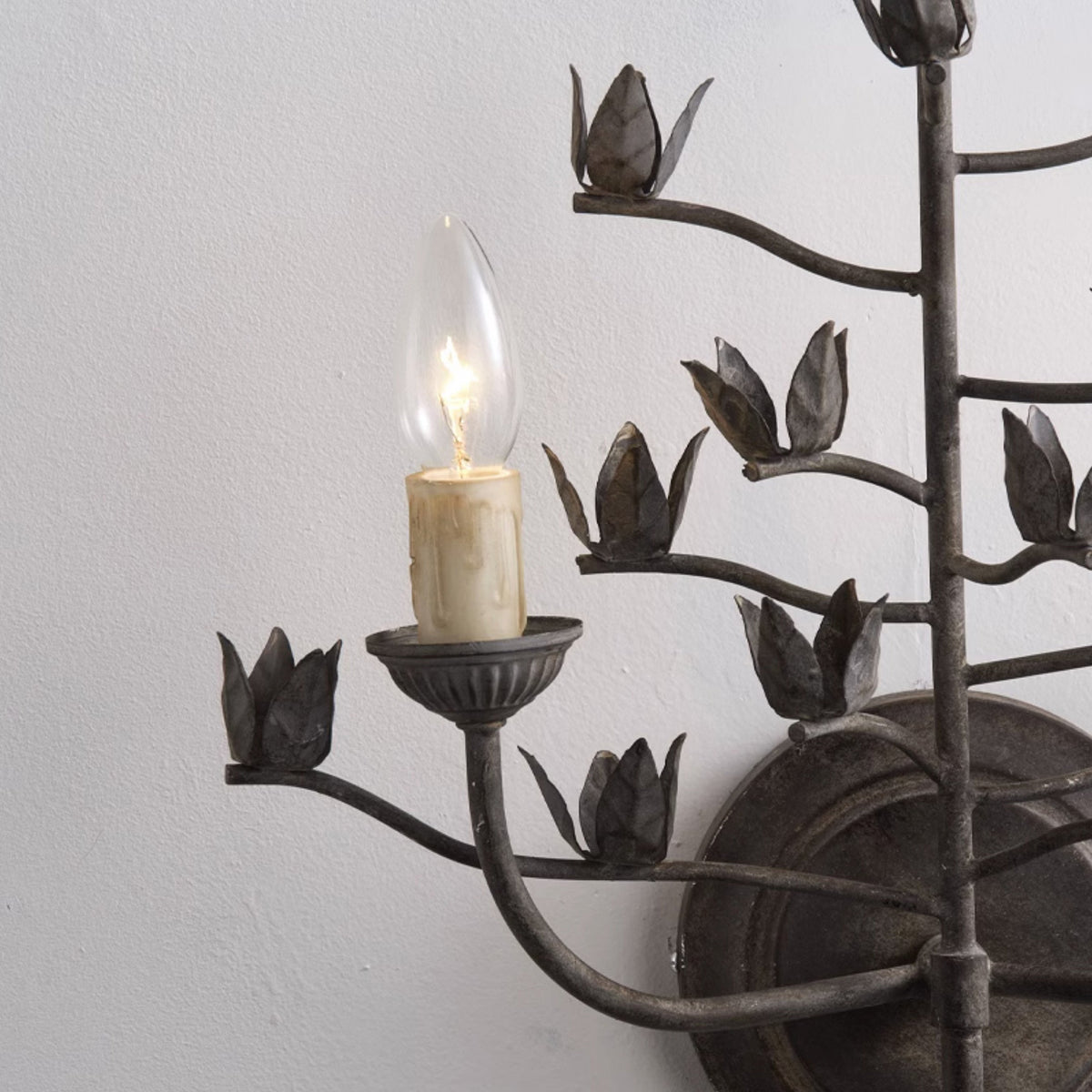 Elaerelia vägglampa