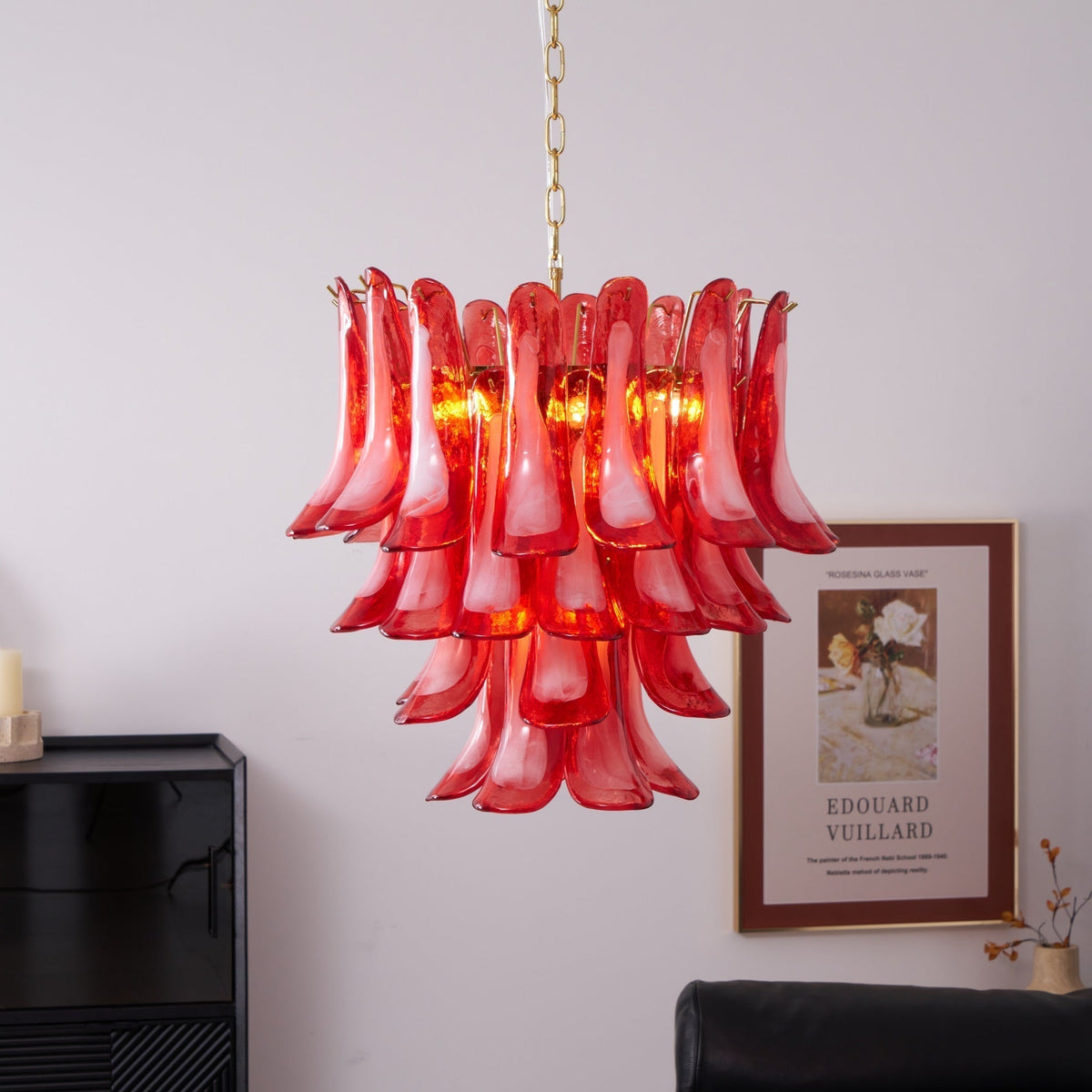 Lustre artístico em vidro de pétalas vermelhas dispostas em camadas Celarine