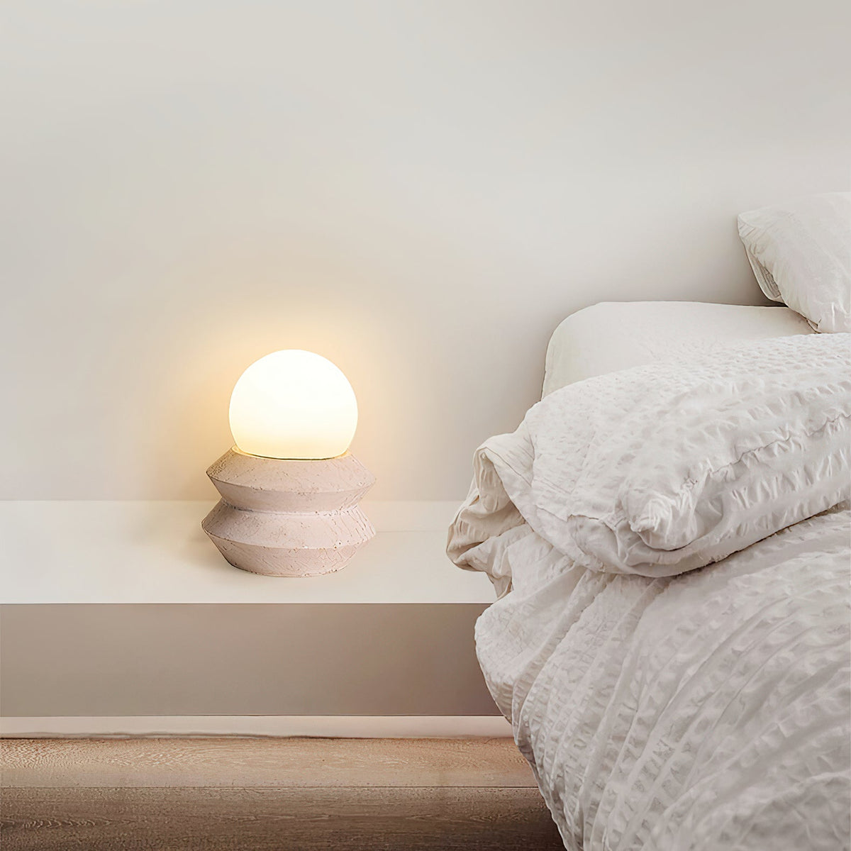 Renaette bordslampa (inbyggt batteri)