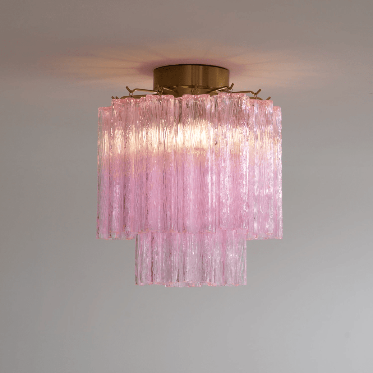 Candeeiro de teto Eiriel cor-de-rosa, em vidro Murano, em camadas, moderno, rente ao teto