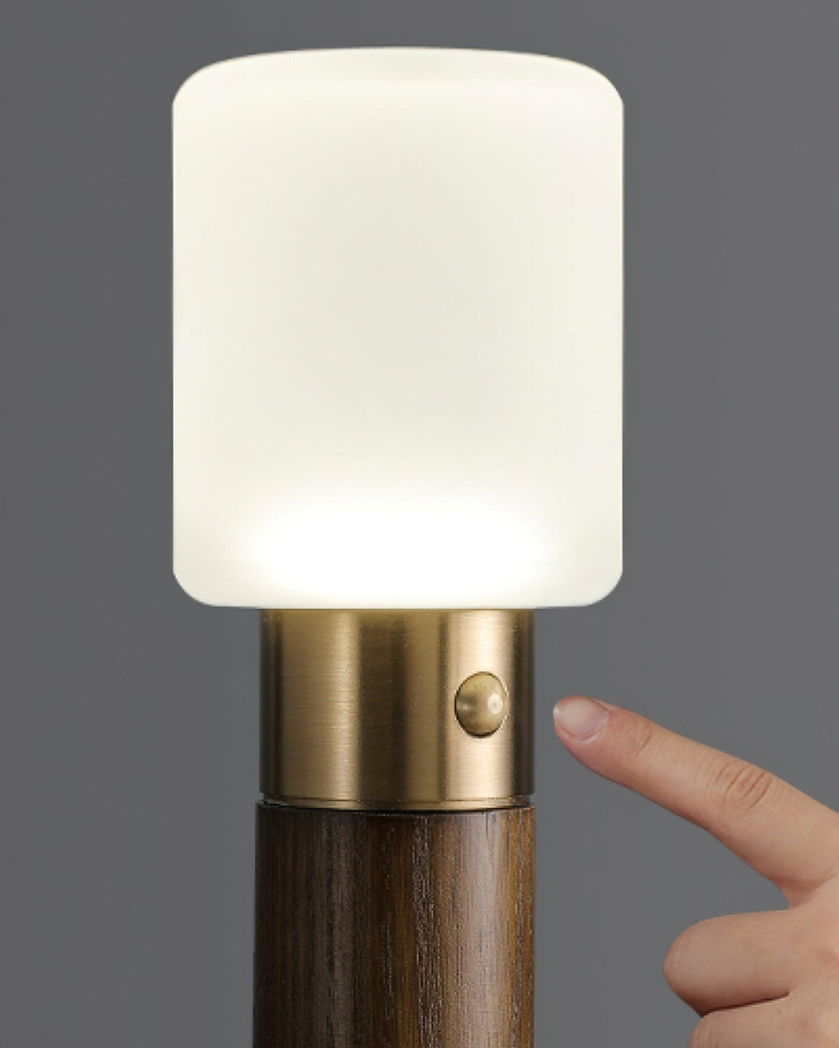 Candeeiro de mesa Lumaice minimalista em madeira