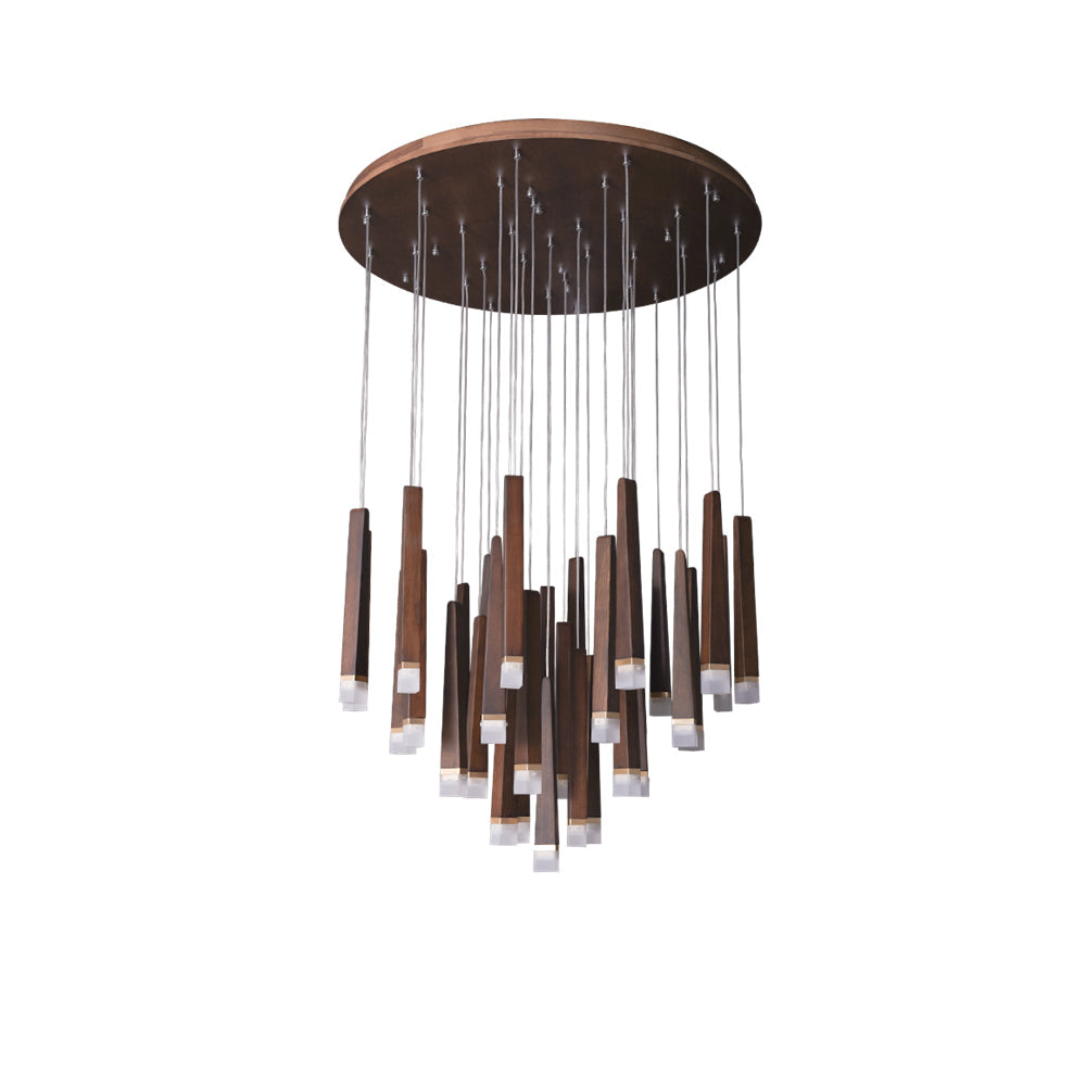 Sylielle ljuskrona i trä med vedpinneinspirerad design