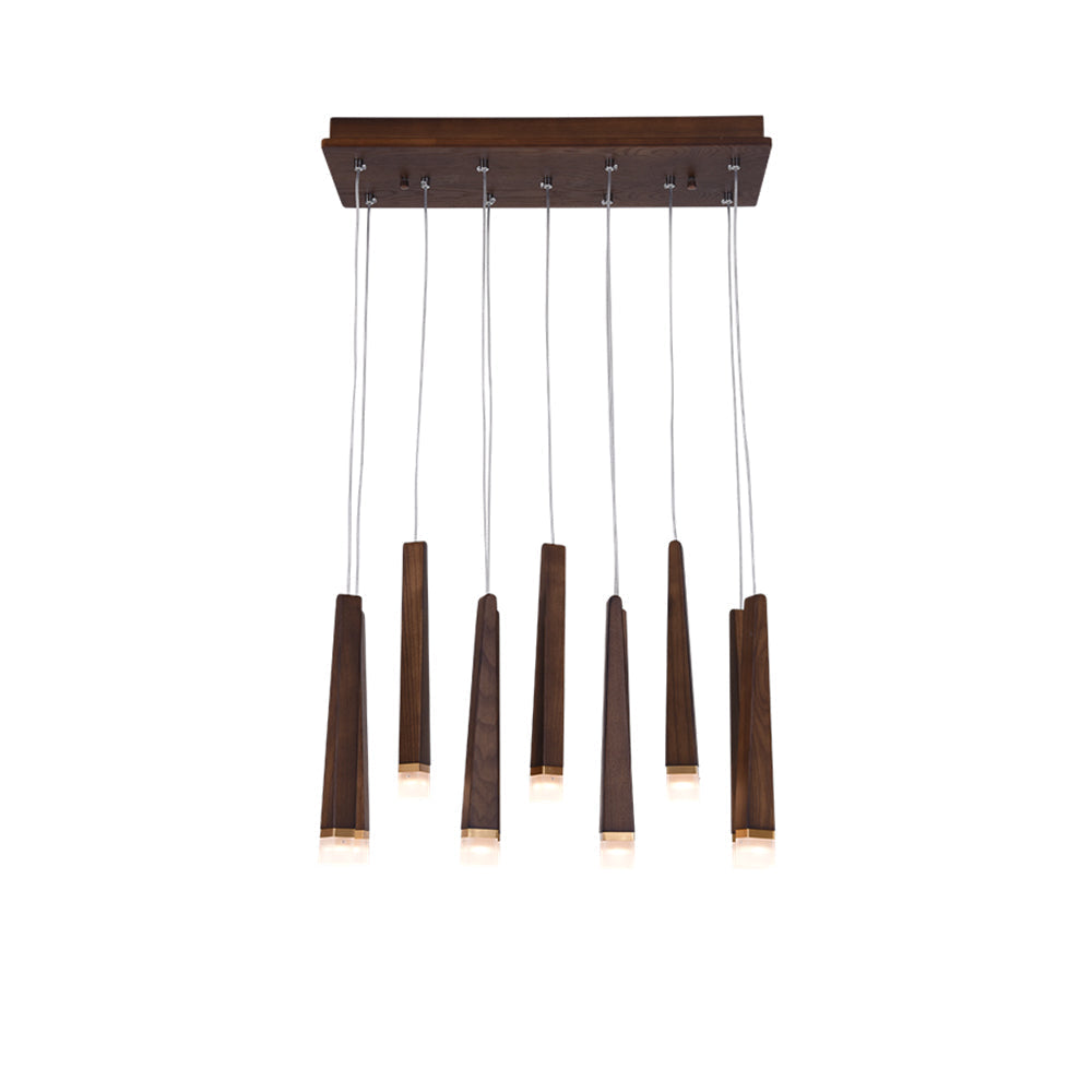 Sylielle ljuskrona i trä med vedpinneinspirerad design
