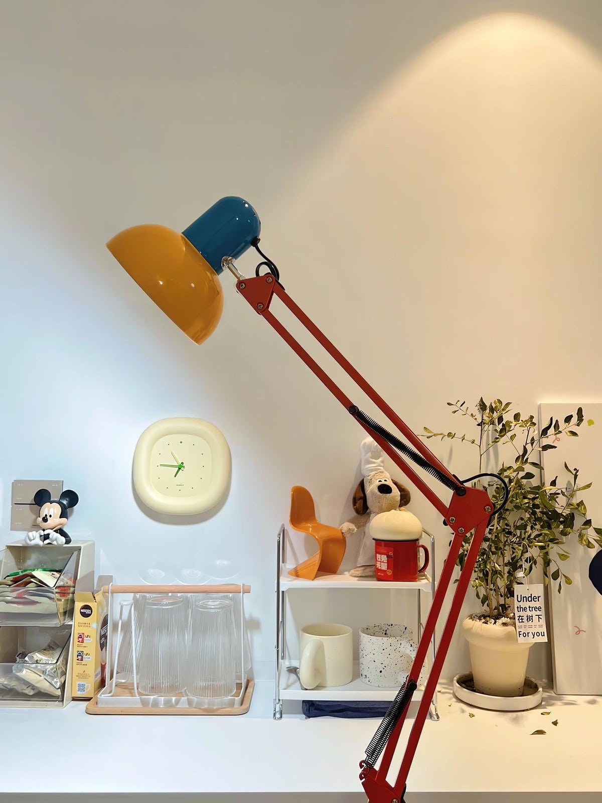 Idoren legesyg gulvlampe