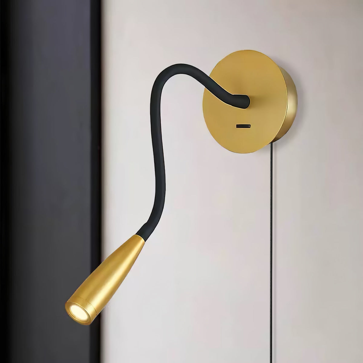 Rivanelle moderne minimalistisk væglampe med stik