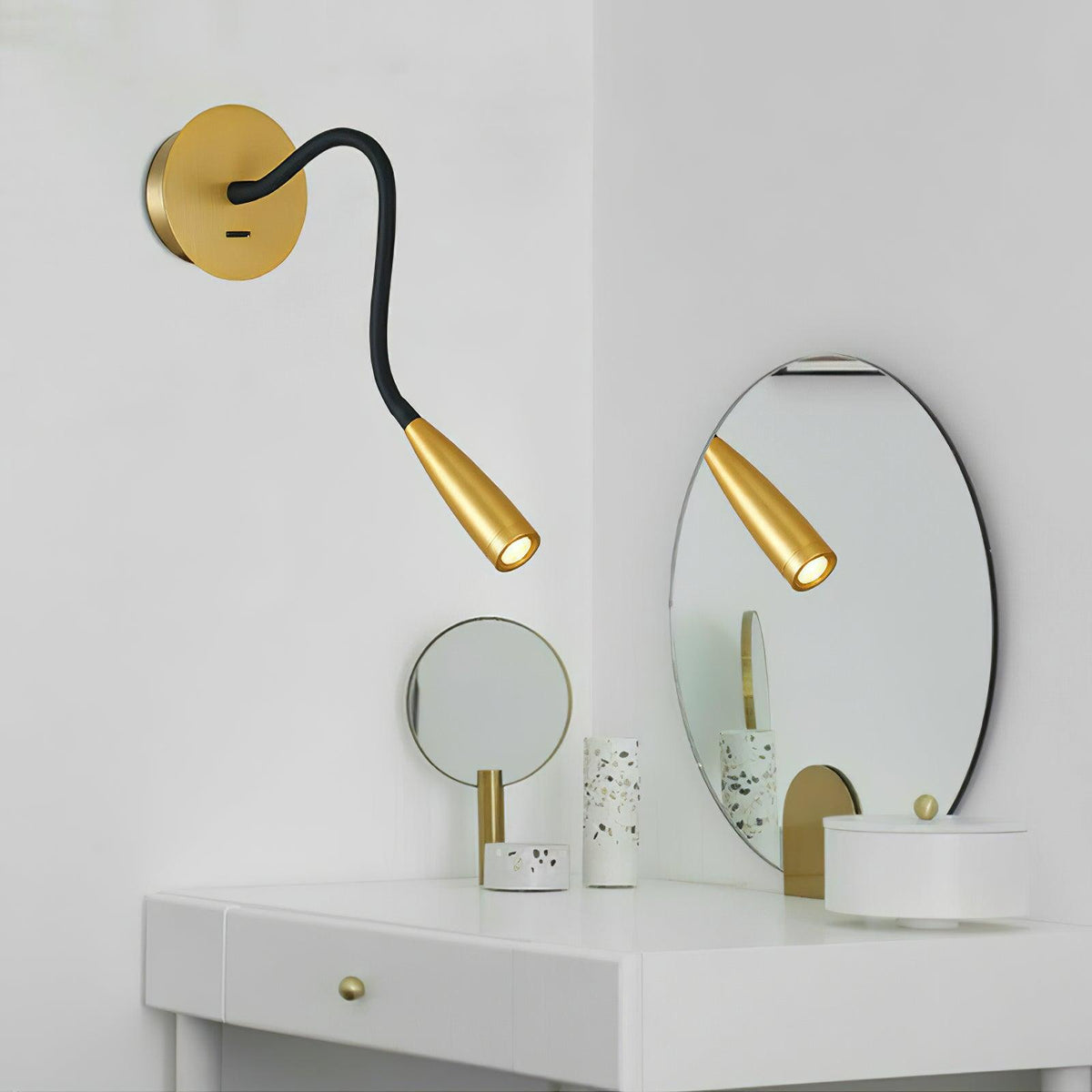 Rivanelle moderne minimalistisk væglampe med stik