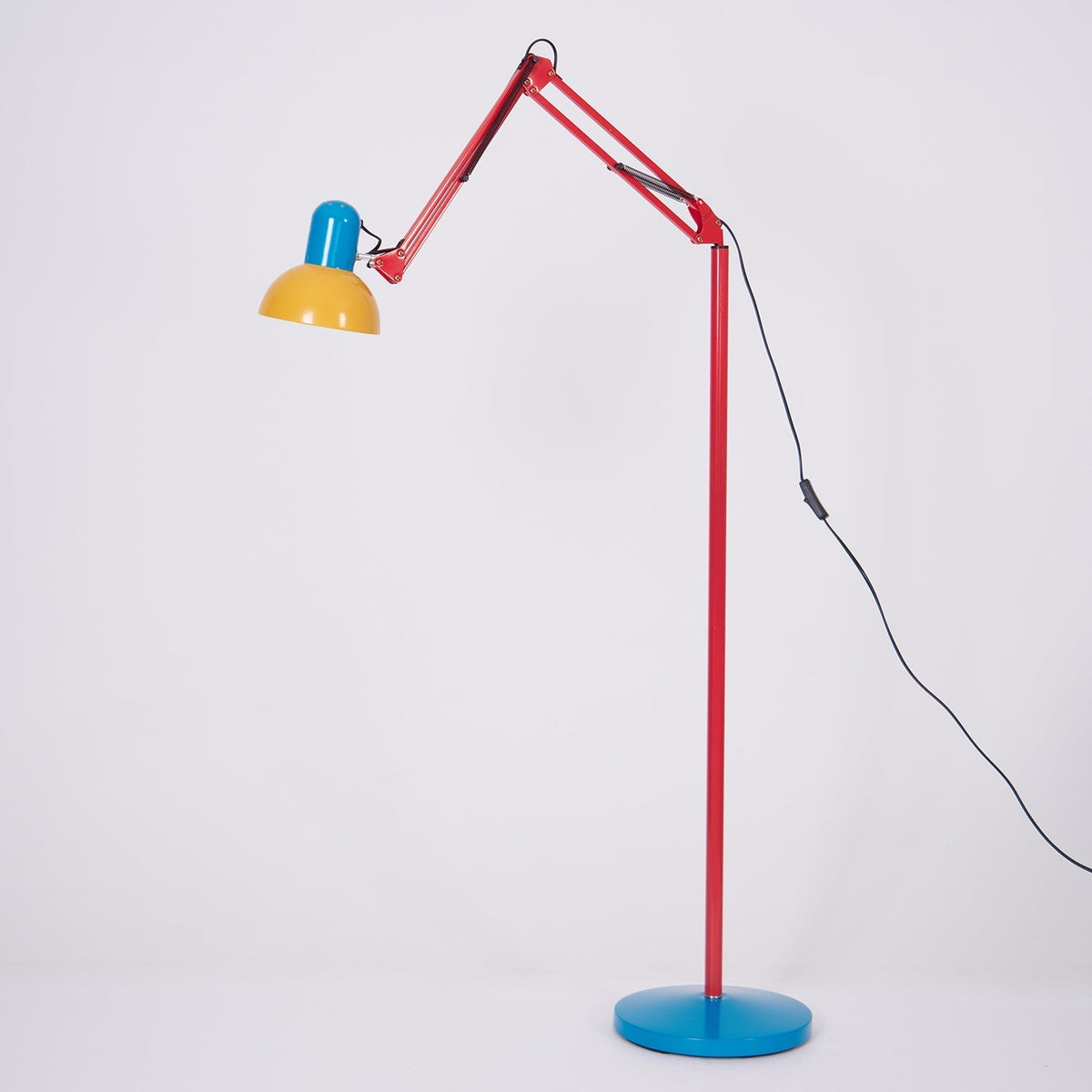 Idoren legesyg gulvlampe