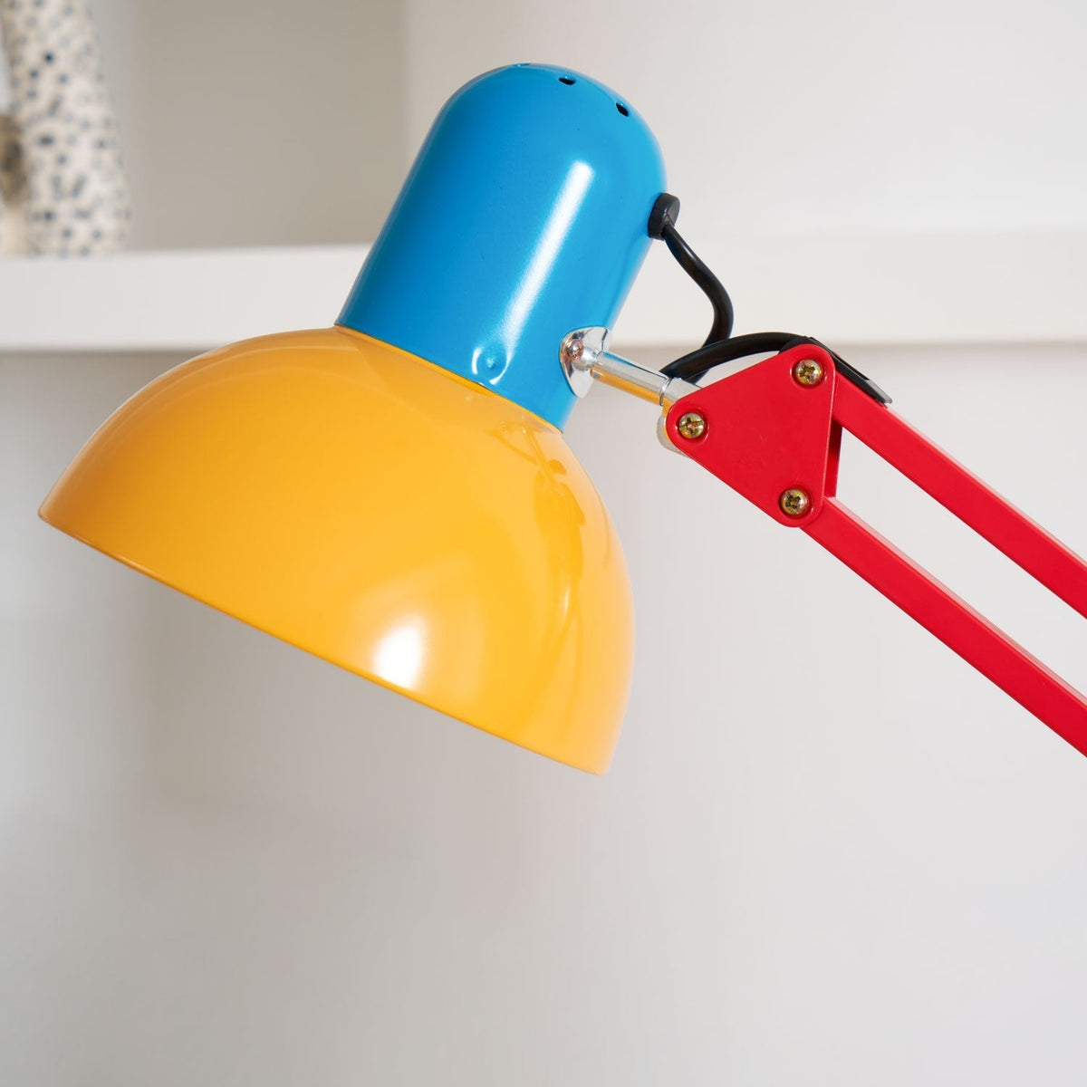 Idoren legesyg gulvlampe