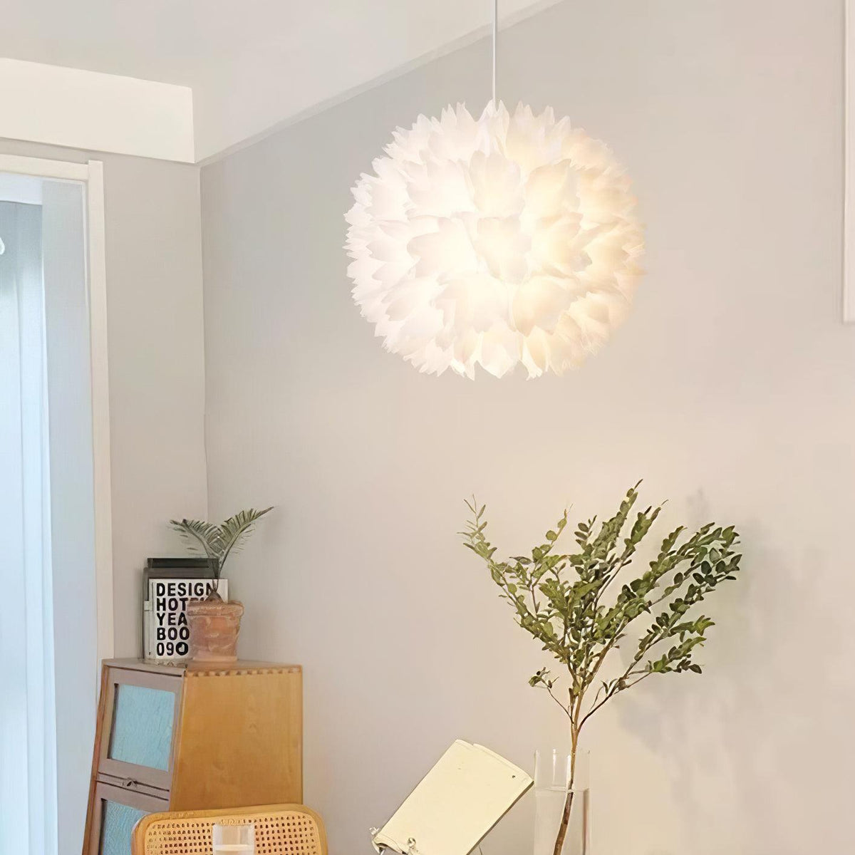 Renuiella Nordic Art -kukkamainen palloriippuvalaisin
