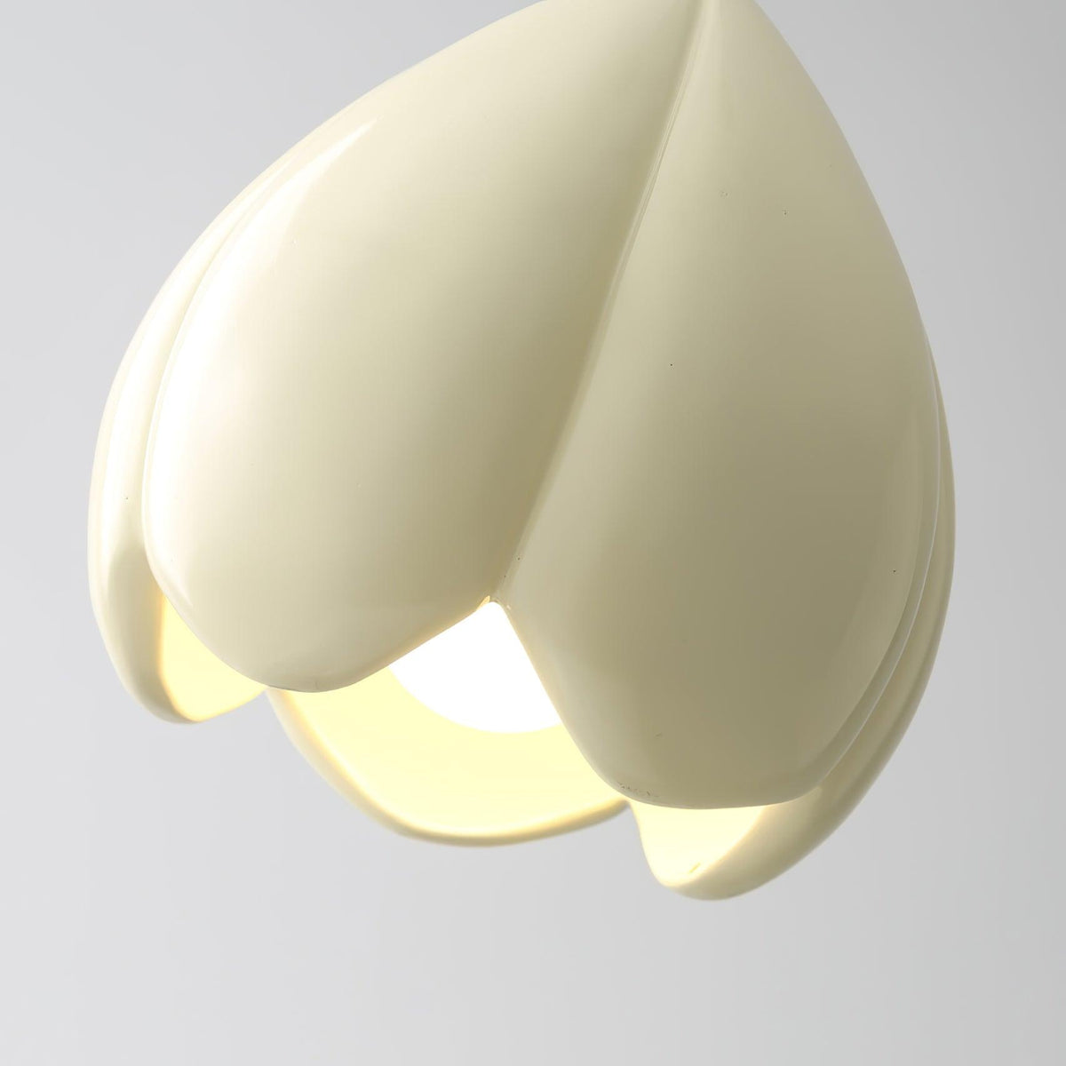 Velara kunstnerisk pendellampe i resin