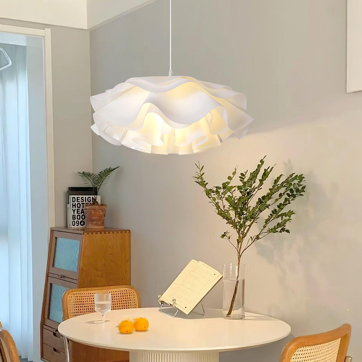 Niv blommig pendellampa