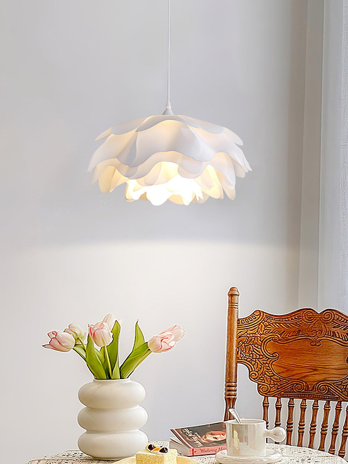 Niv blommig pendellampa