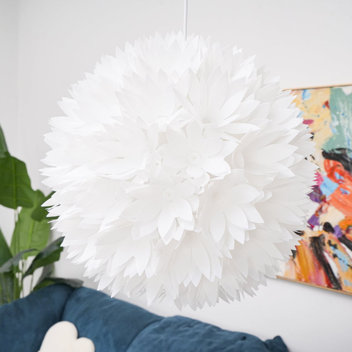 Renuiella Nordic Art -kukkamainen palloriippuvalaisin