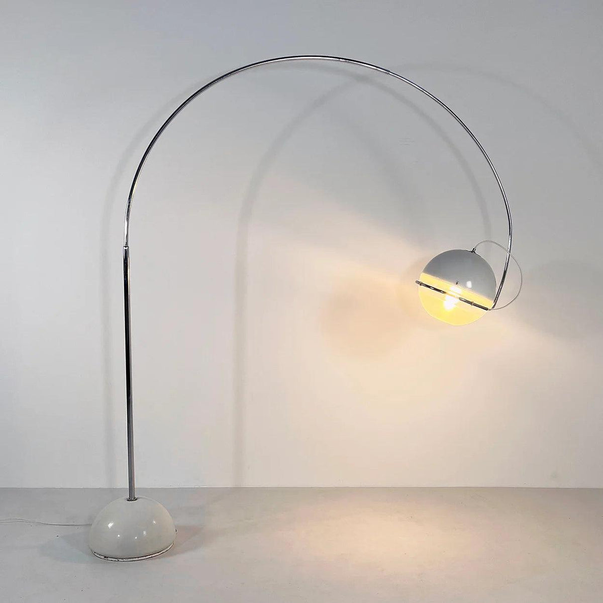 Lumiora golvlampa