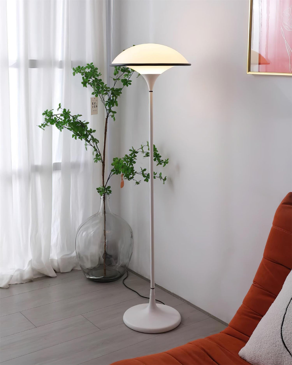 Lucoria retro-gulvlampe i akryl