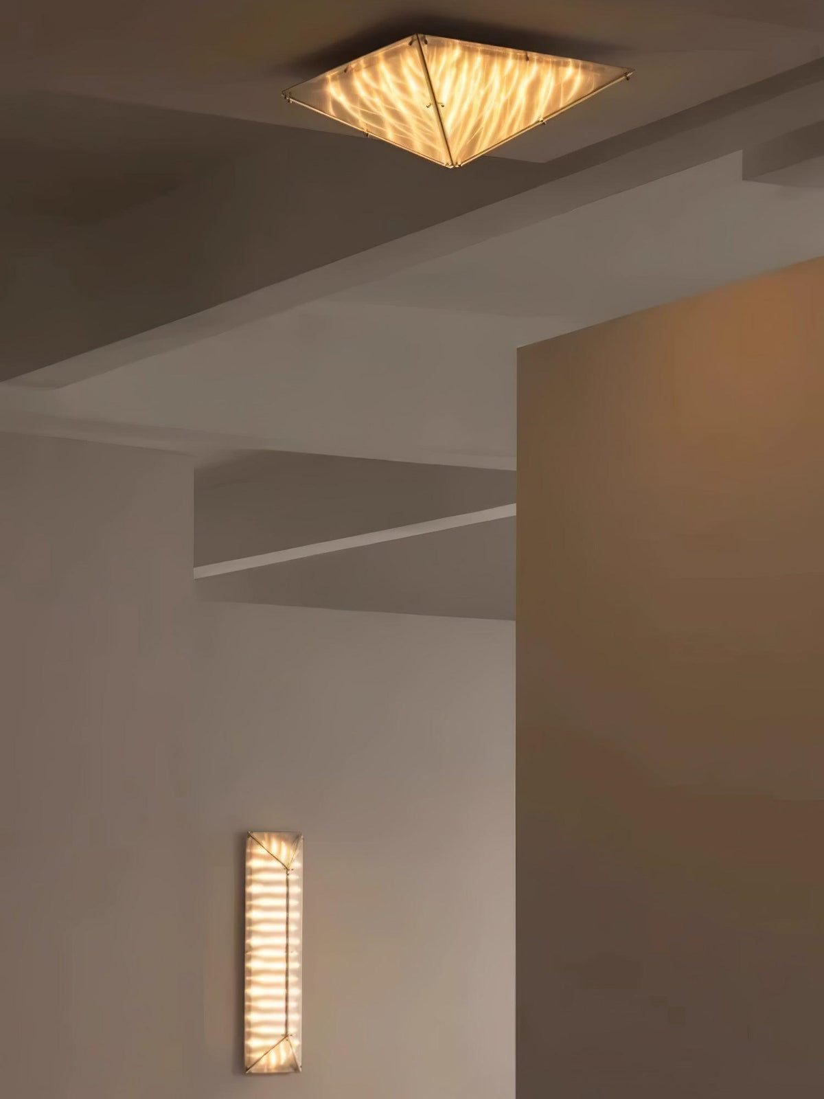 Candeeiro de teto moderno Facet em vidro