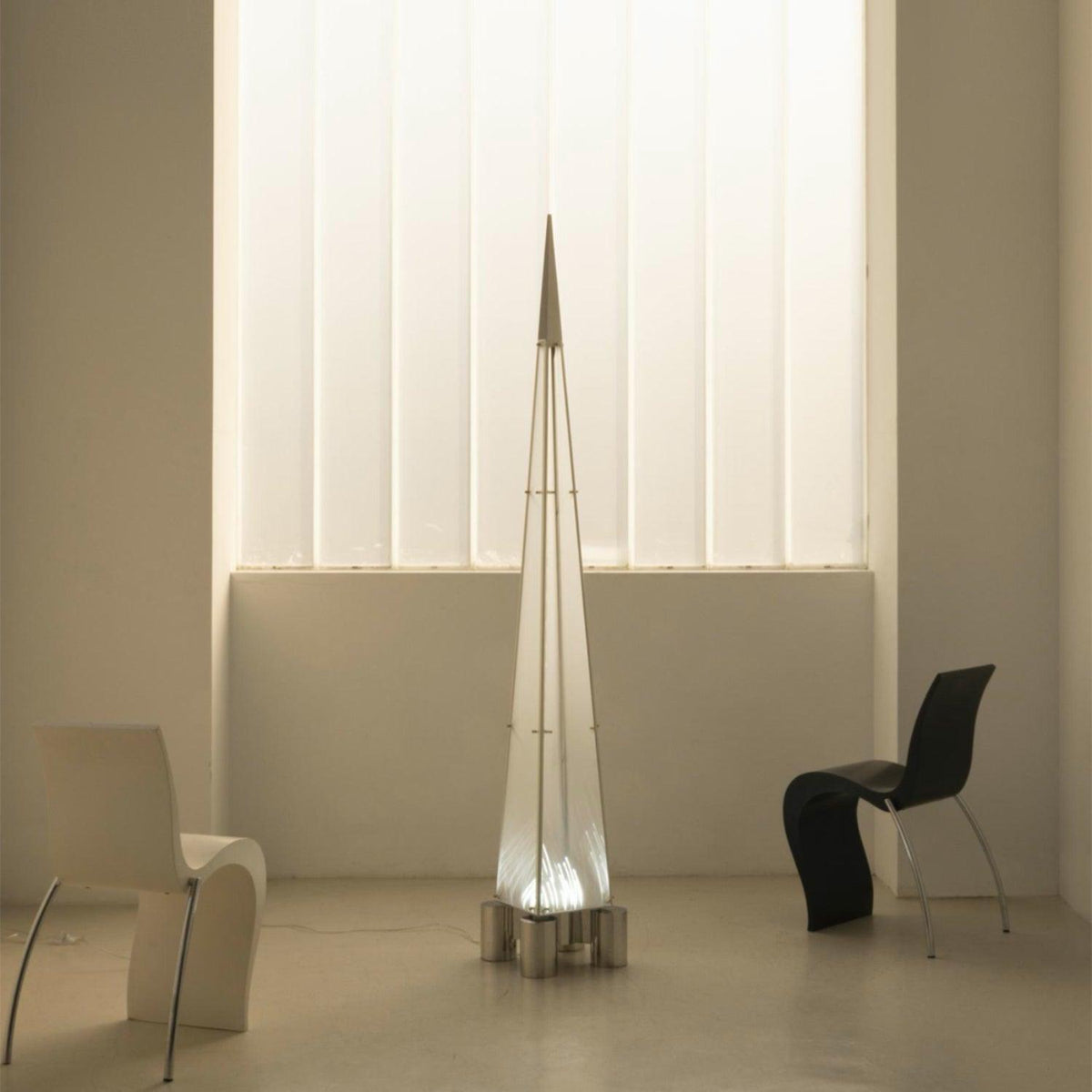 Velelira modern golvlampa i glas