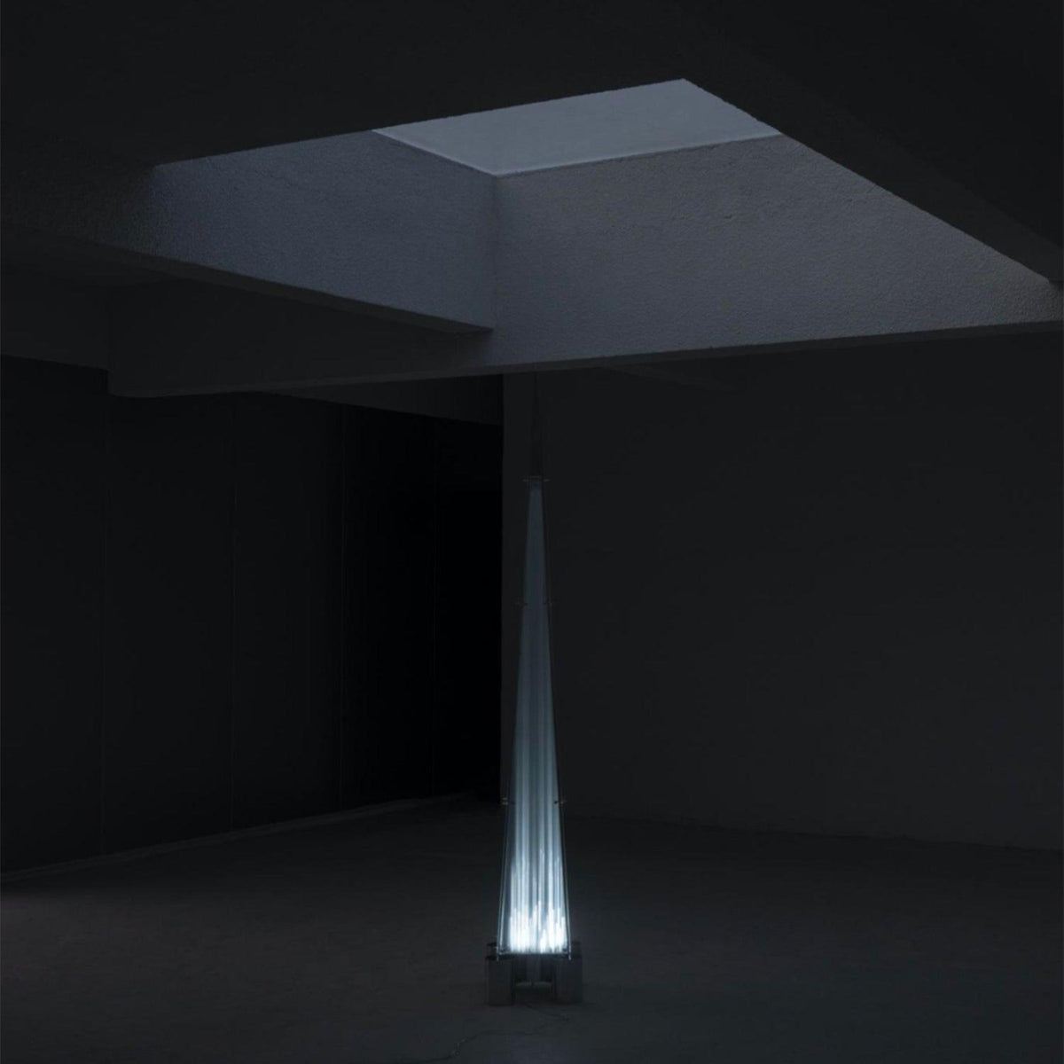 Velelira modern golvlampa i glas