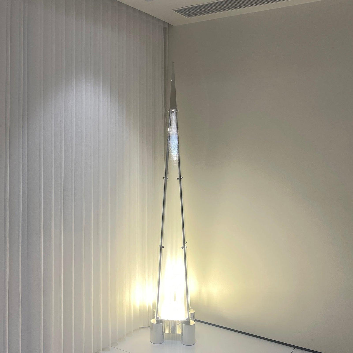 Velelira modern golvlampa i glas