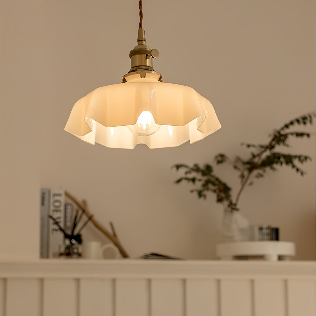 Civen Farmhouse Ruffled Pendant Light