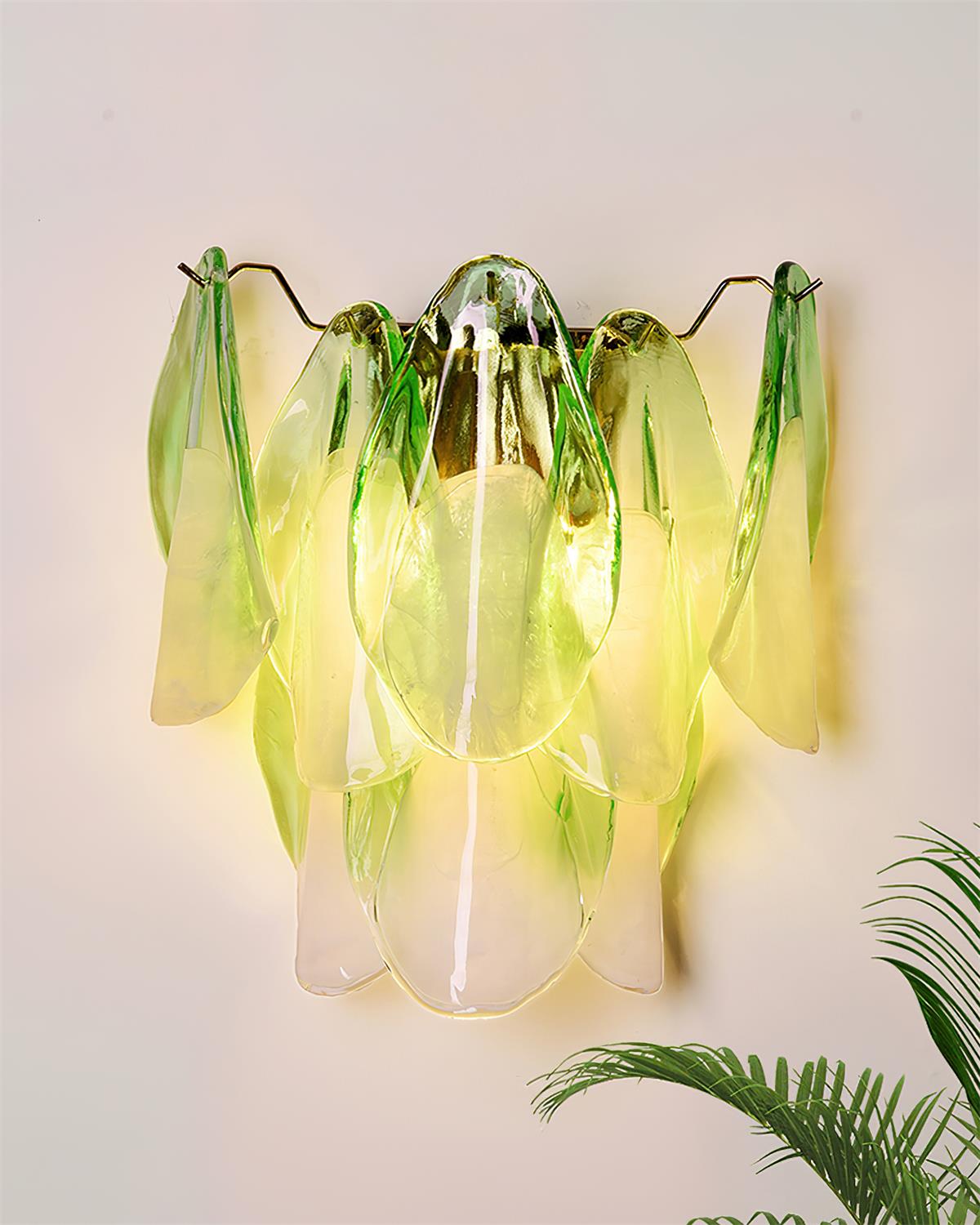 Opheli vägglampa