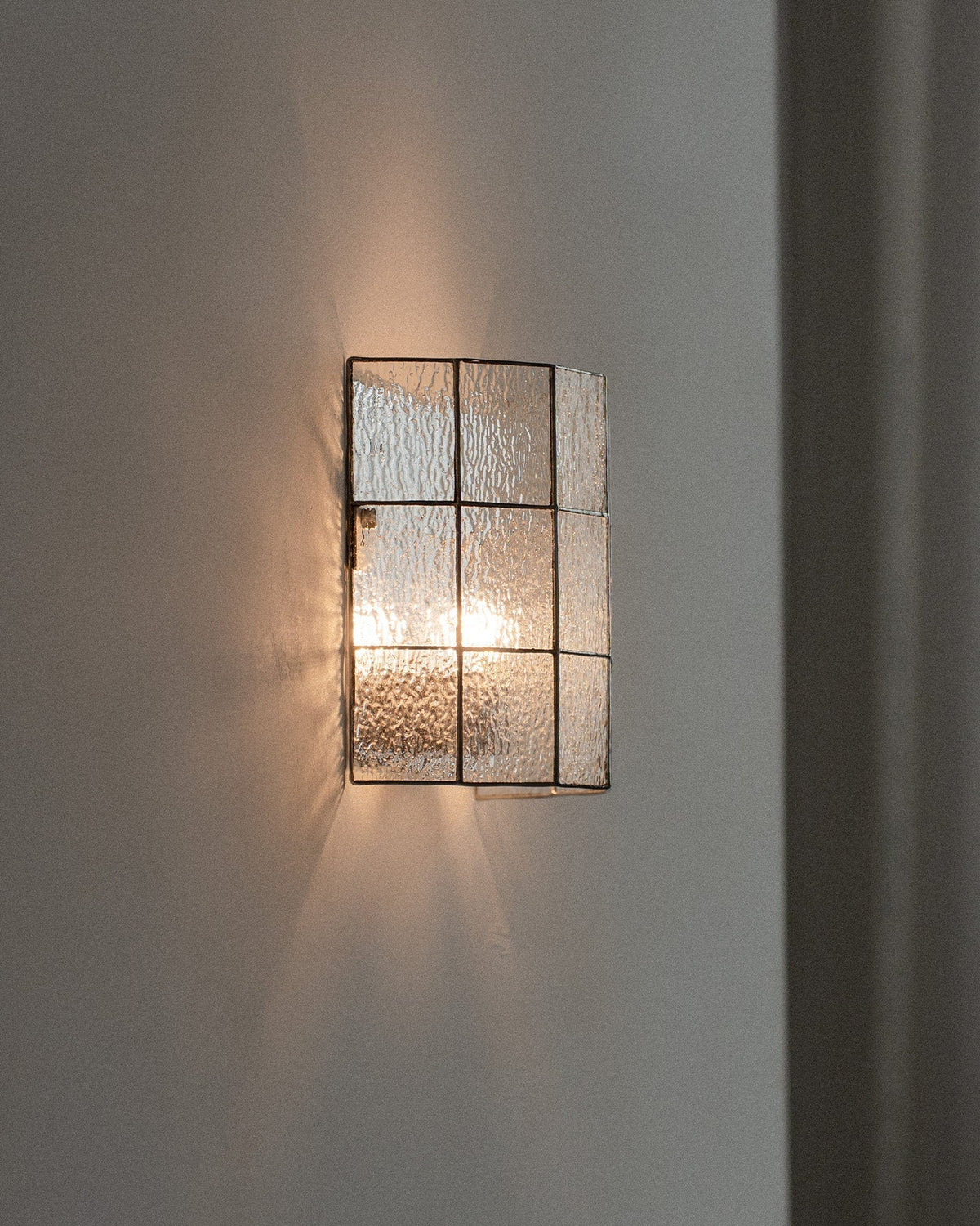 Cirivette Guy 731 vegglampi
