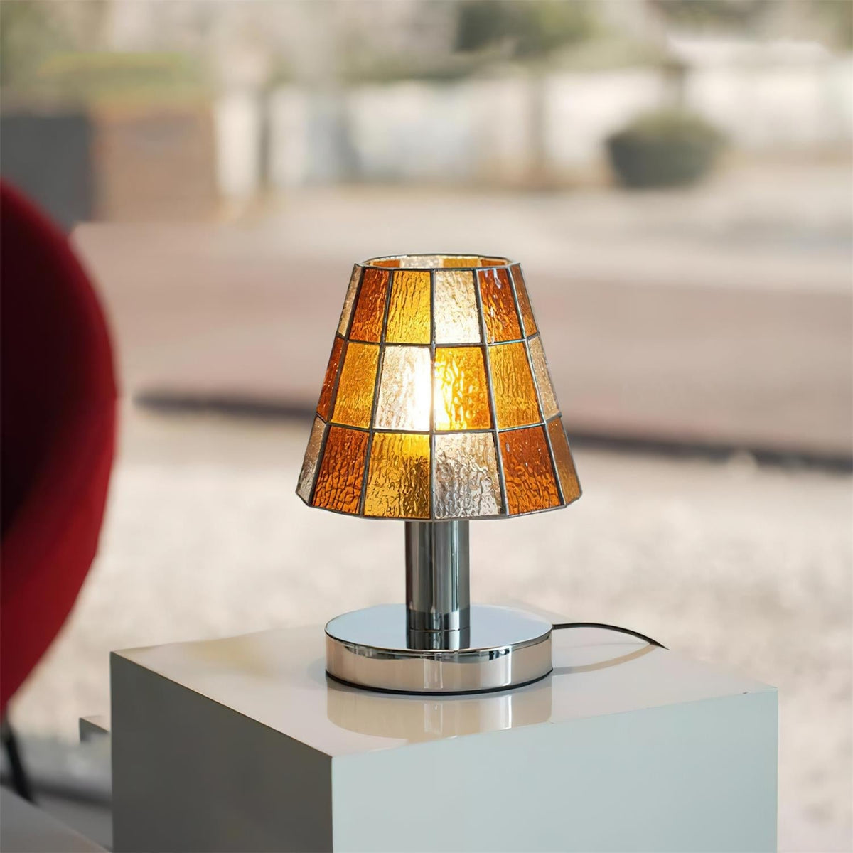Liorivira Table Lamp