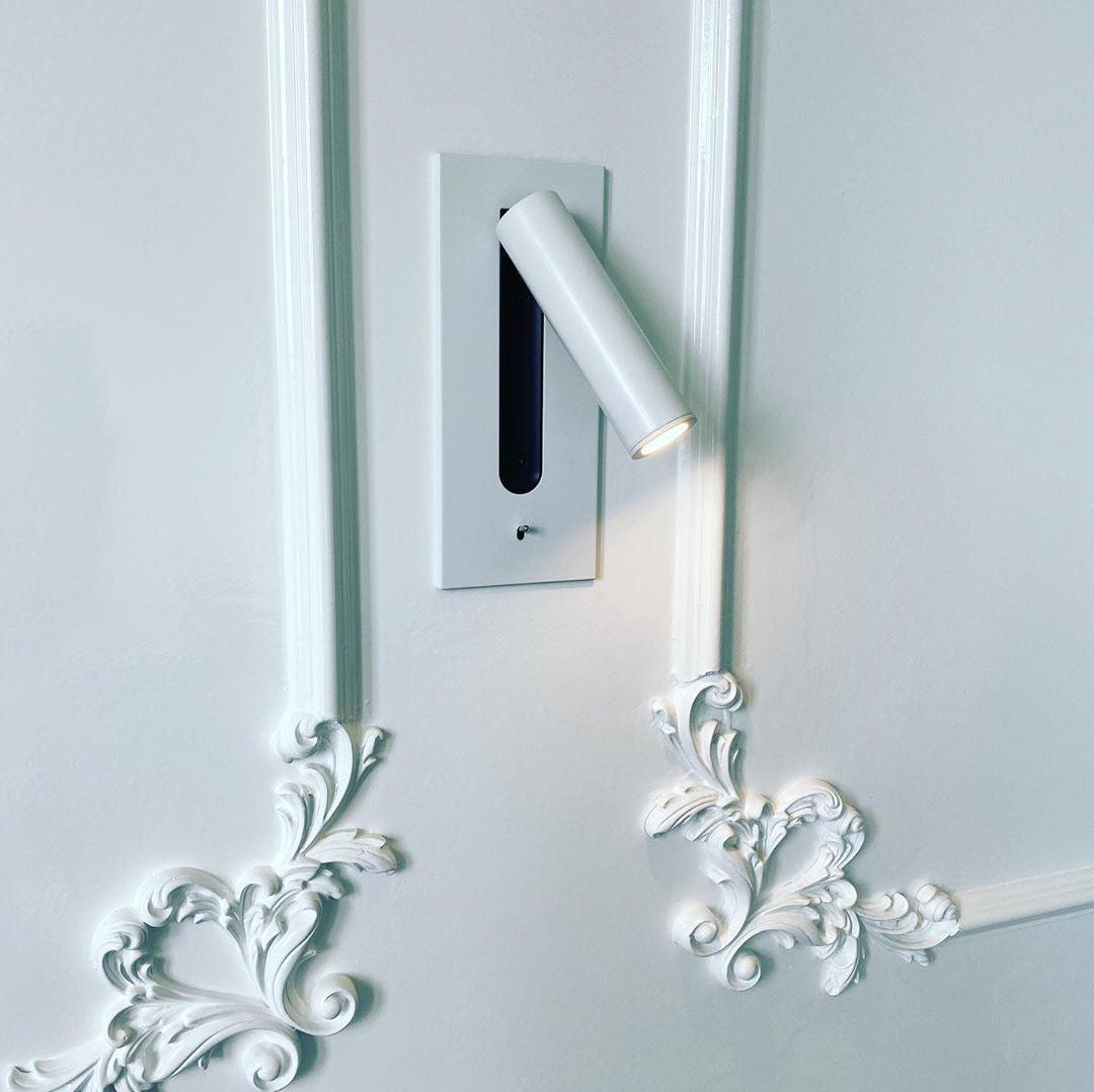 Virixel industriell vägglampa
