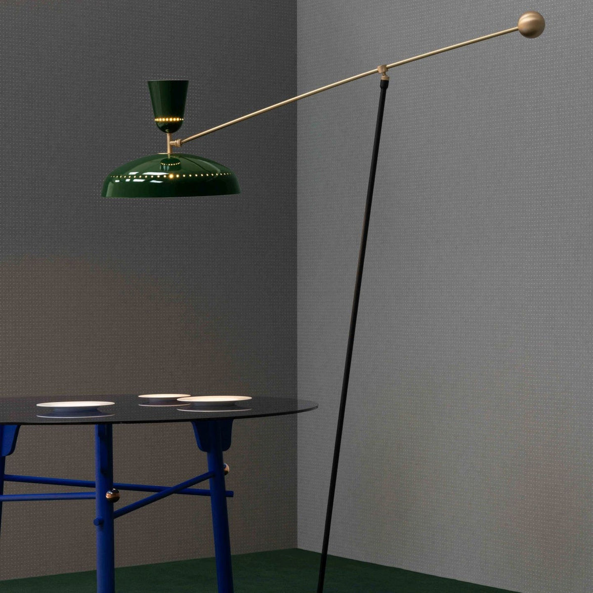 Celeste minimalistisk messinggulvlampe
