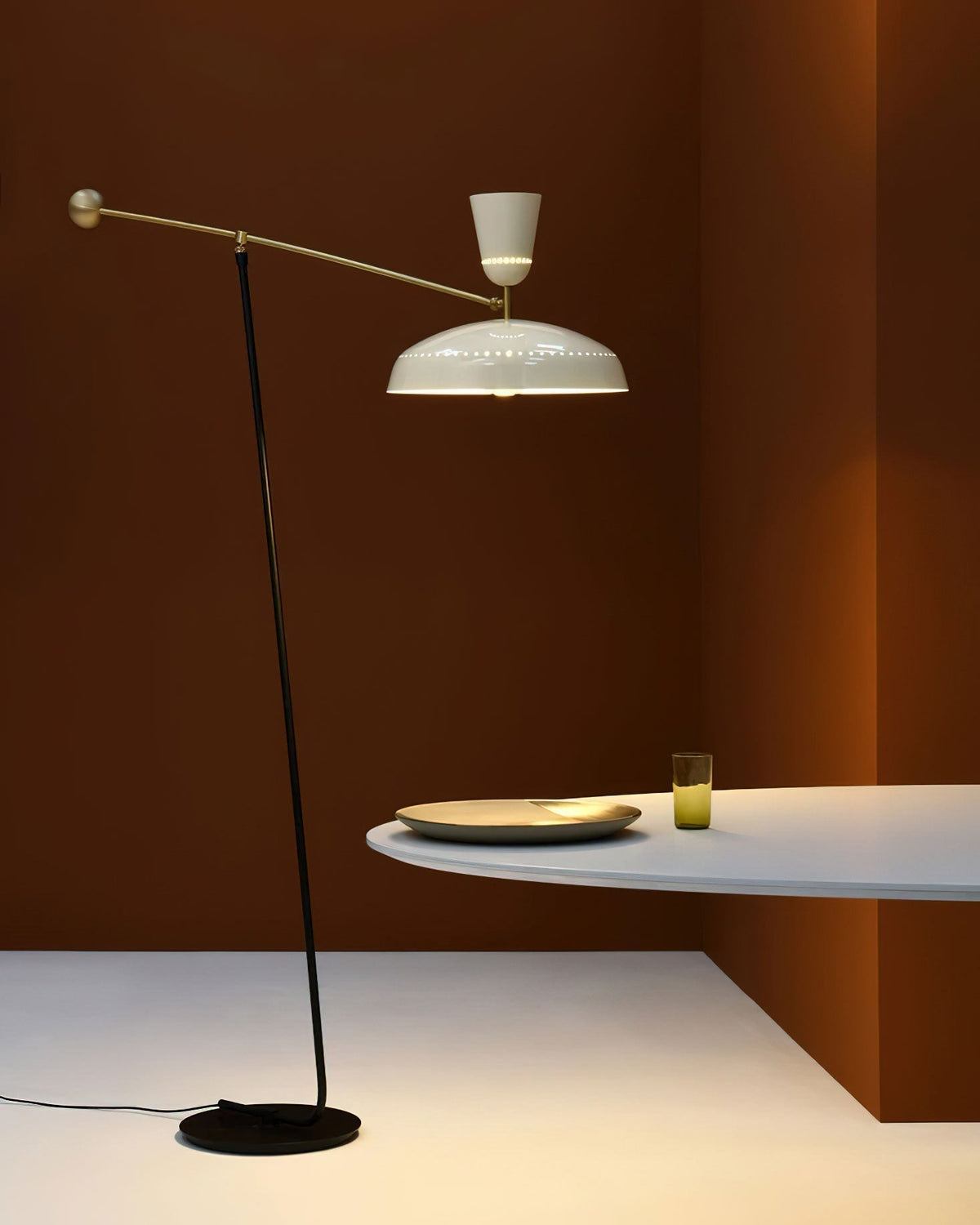 Celeste minimalistisk messinggulvlampe