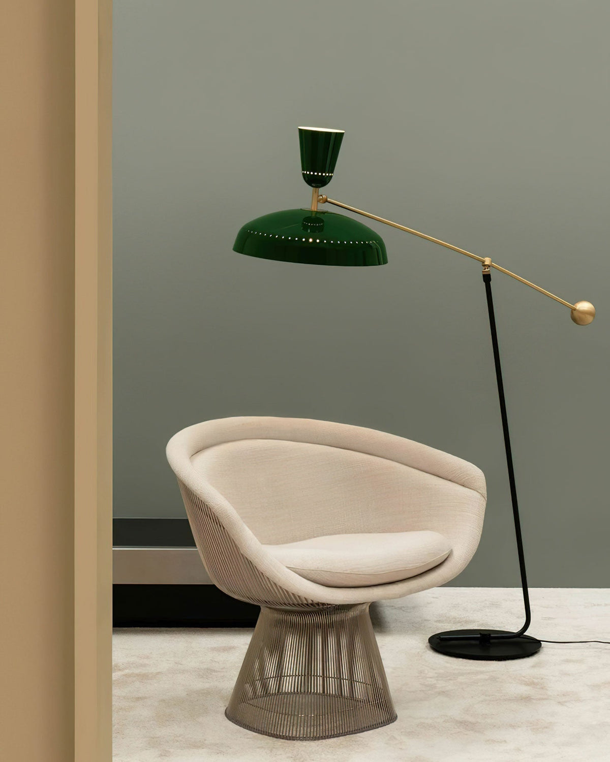 Celeste minimalistisk messinggulvlampe