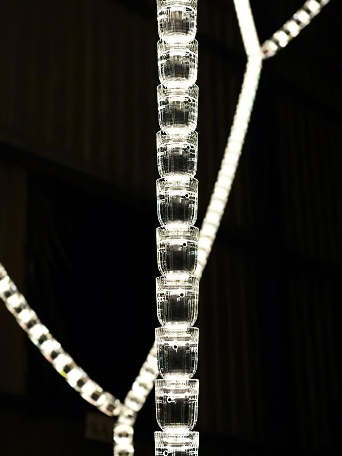 Candeeiro de teto LED moderno Aurvelis