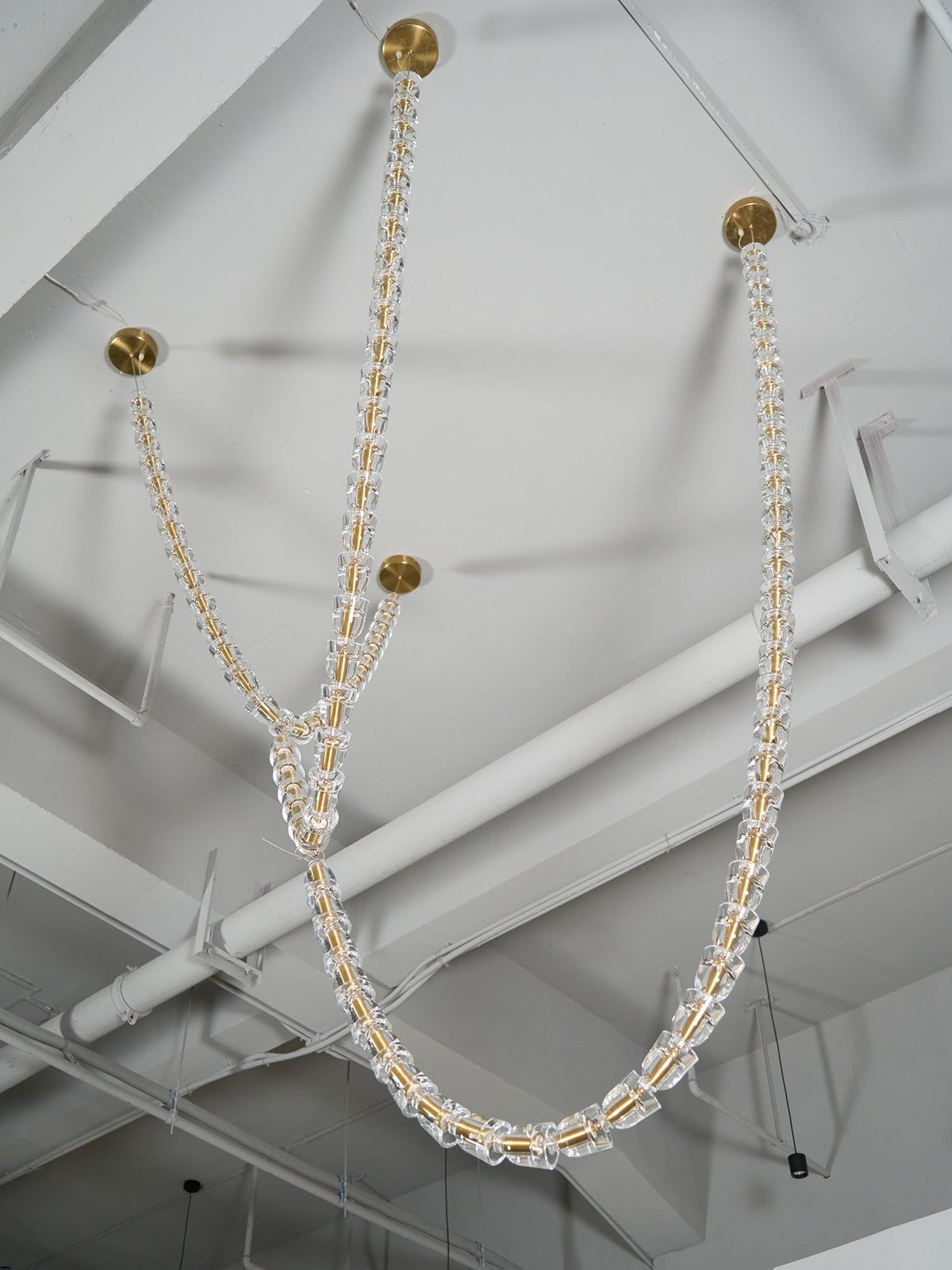Candeeiro de teto de cristal dourado Nexus