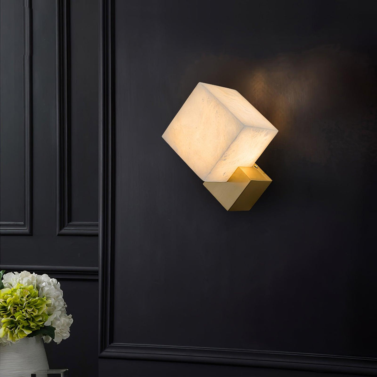 Oreleleria Wall Sconce