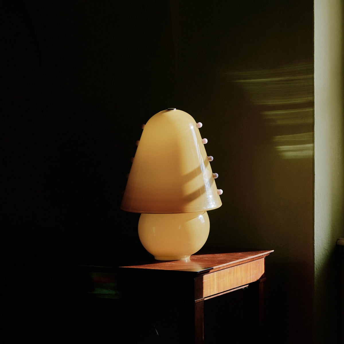 Enzo Candeeiro de mesa contemporâneo em vidro