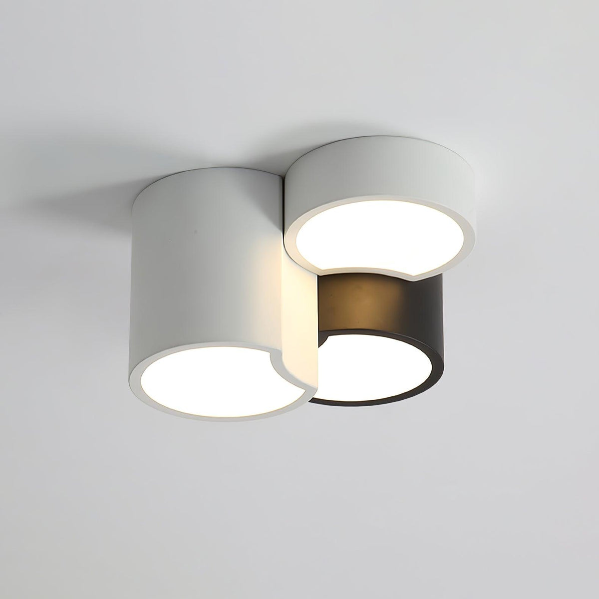 Ilthaisra loftslampe fra Geometric Collection