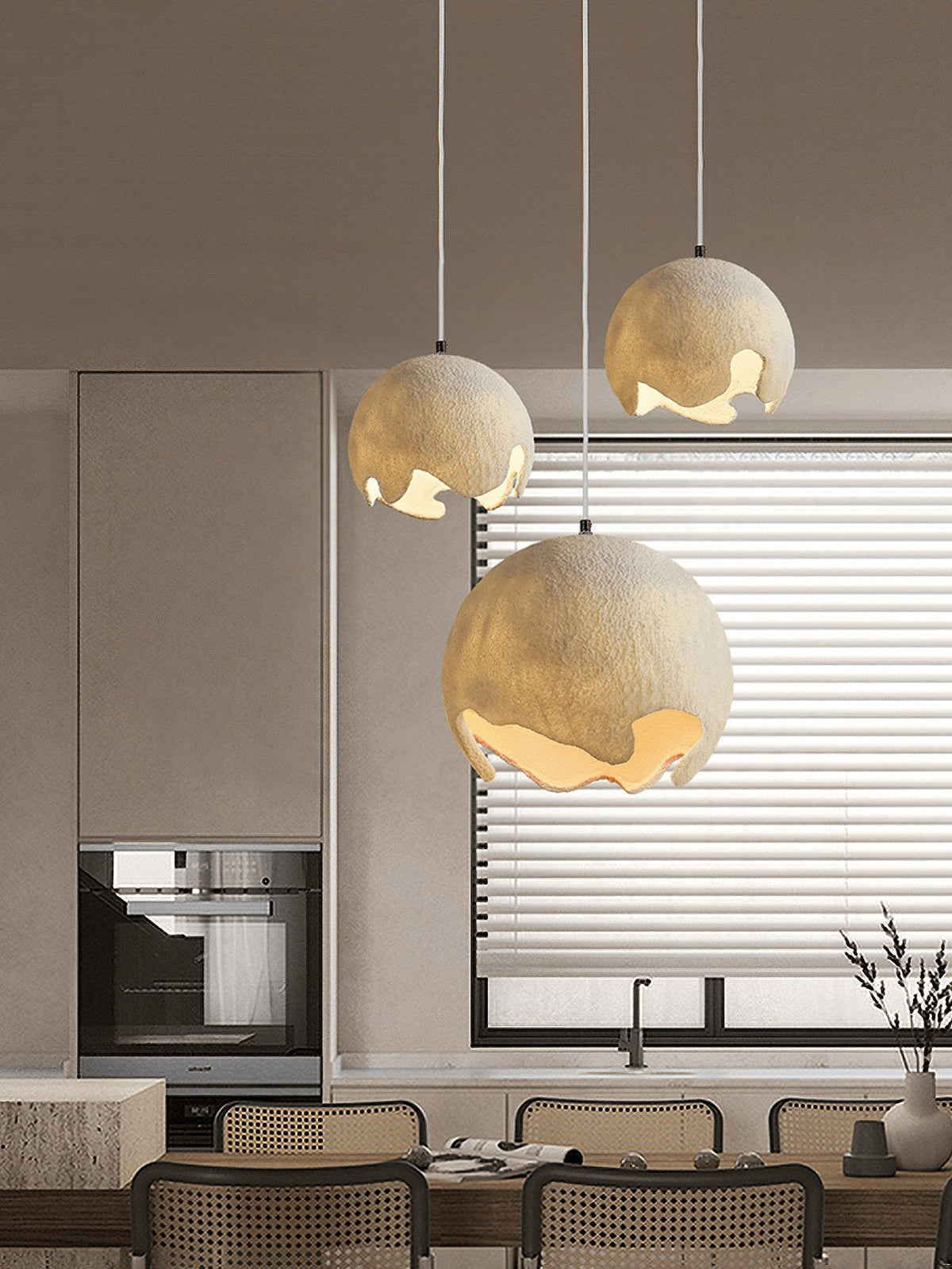 Lustre suspenso em resina wabi-sabi Patrick