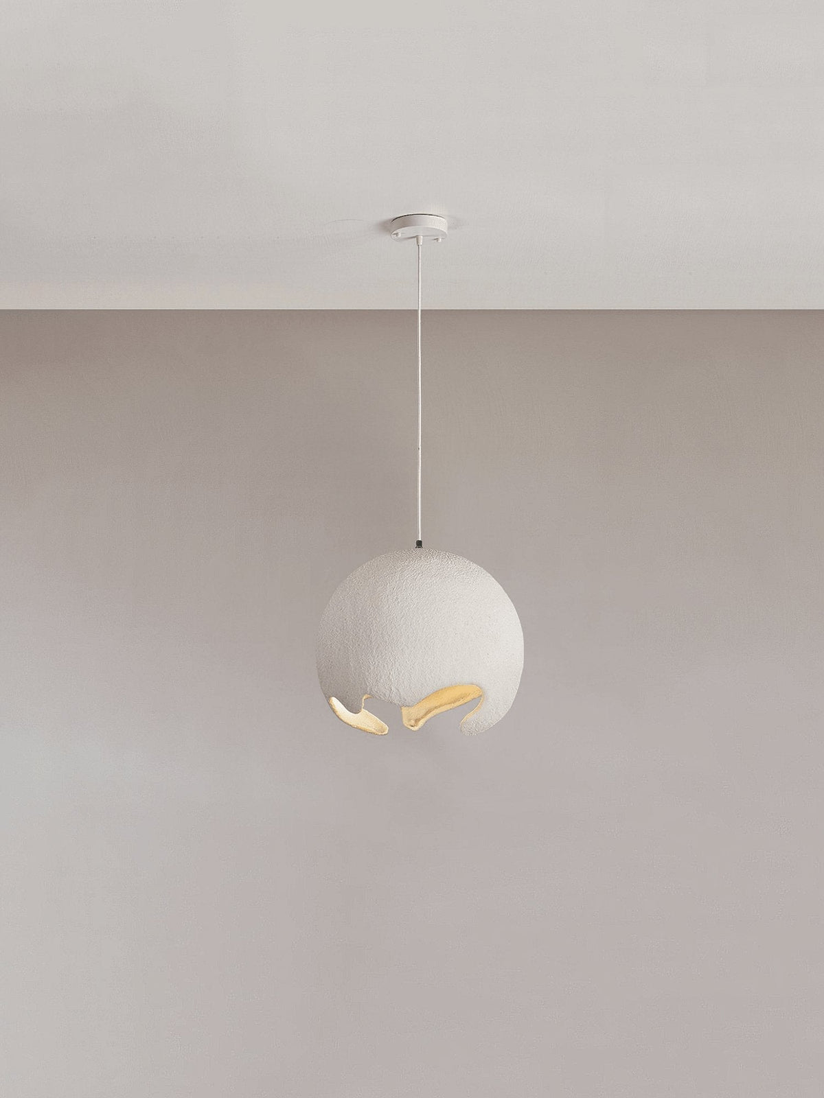 Lustre suspenso em resina wabi-sabi Patrick